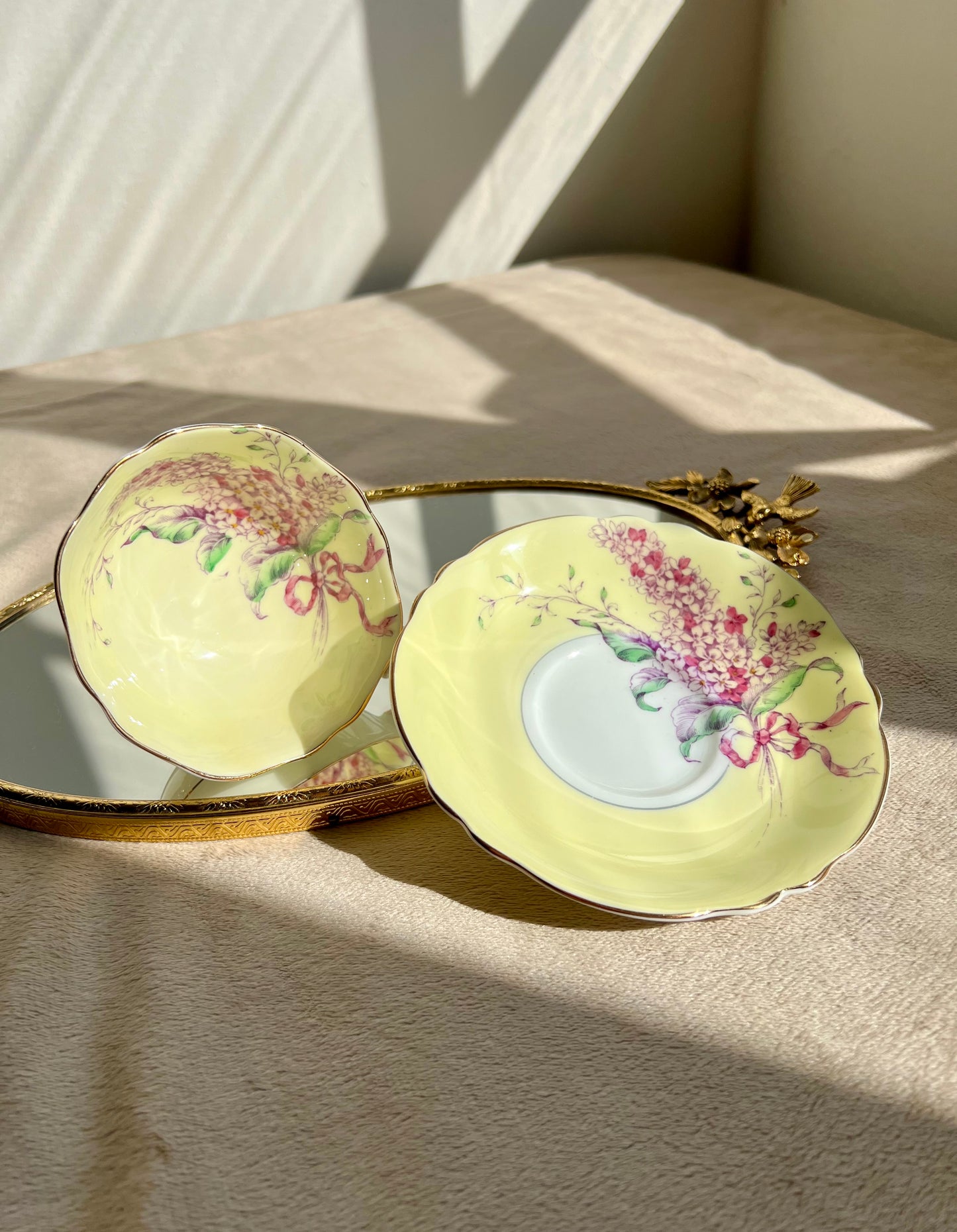 Paragon “Lilac” Double Warranted Vintage Teacup and Saucer from the 40s, English bone china