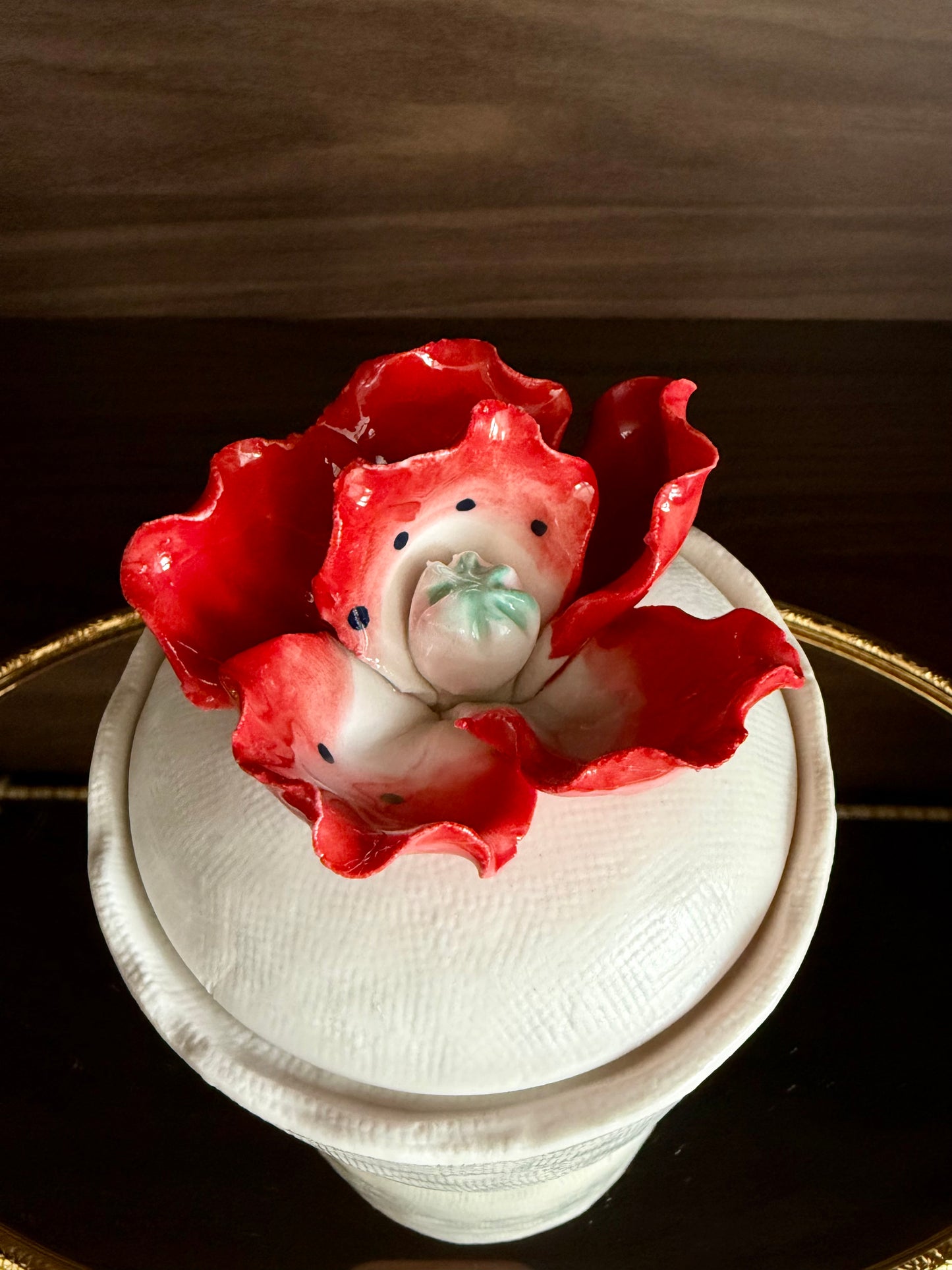 “Sweet Red Poppy" Luxury White Ceramic Candle with Lid by Illume