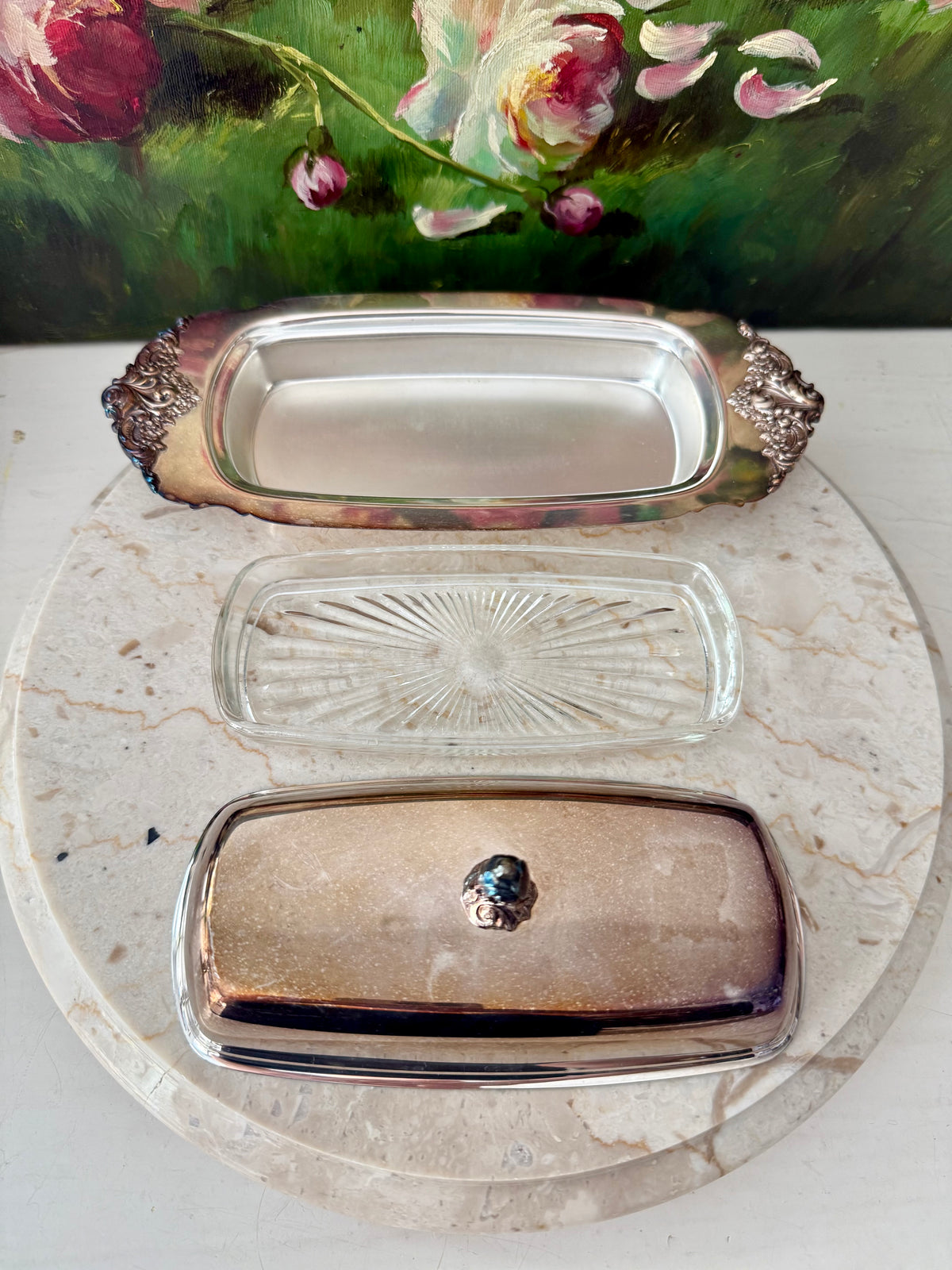 Wallace "Baroque" Silverplated Covered Vintage Butter Dish (Model #206)
