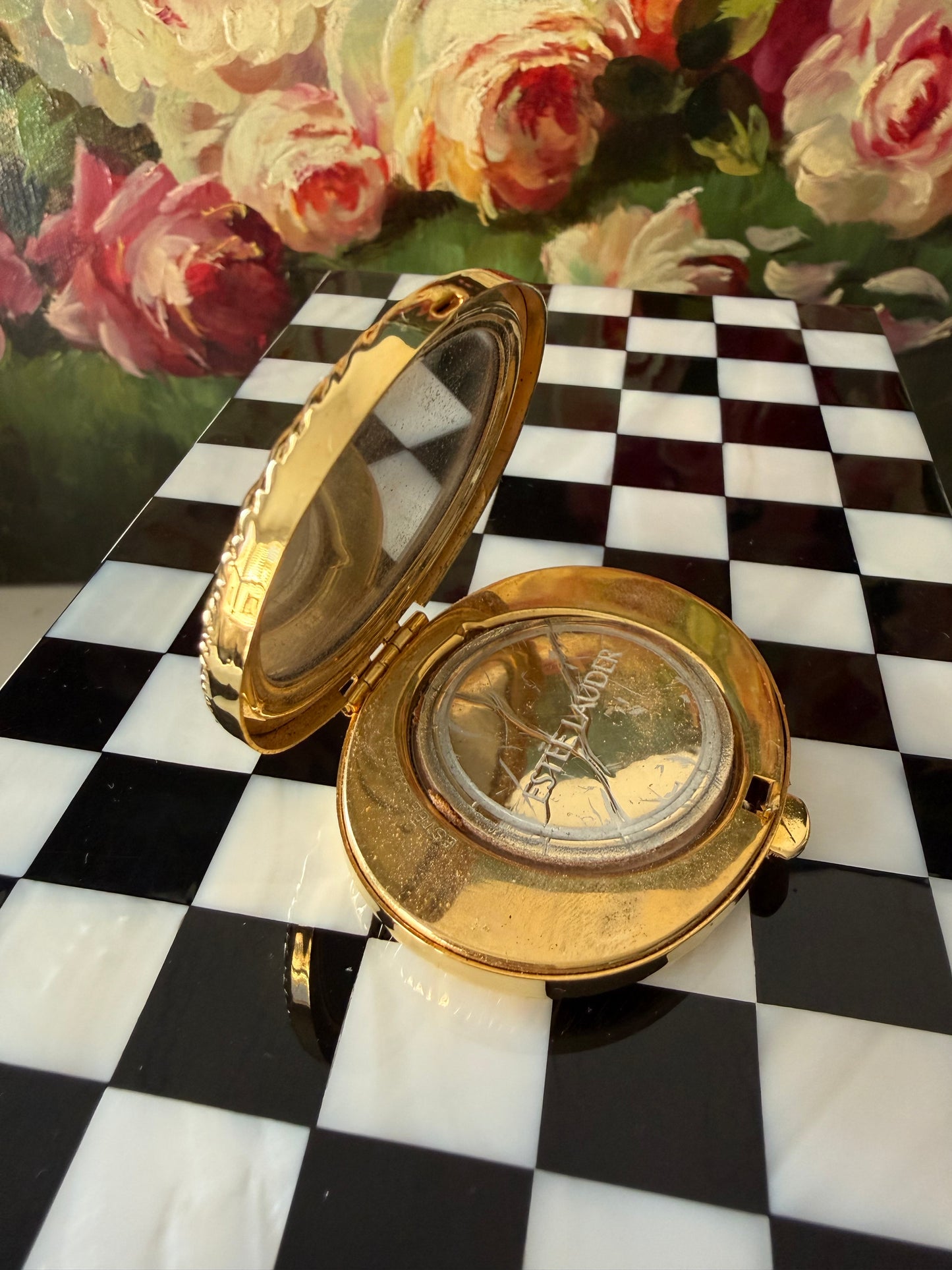 Estée Lauder Limited Edition Oval Waves Of Gold Lucidity Vintage Powder Compact