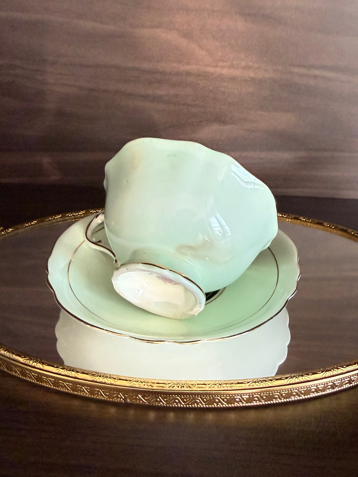 Antique 1940s Paragon Daffodil (Narcissus) Hand-Painted Porcelain Teacup and Saucer - Made in England