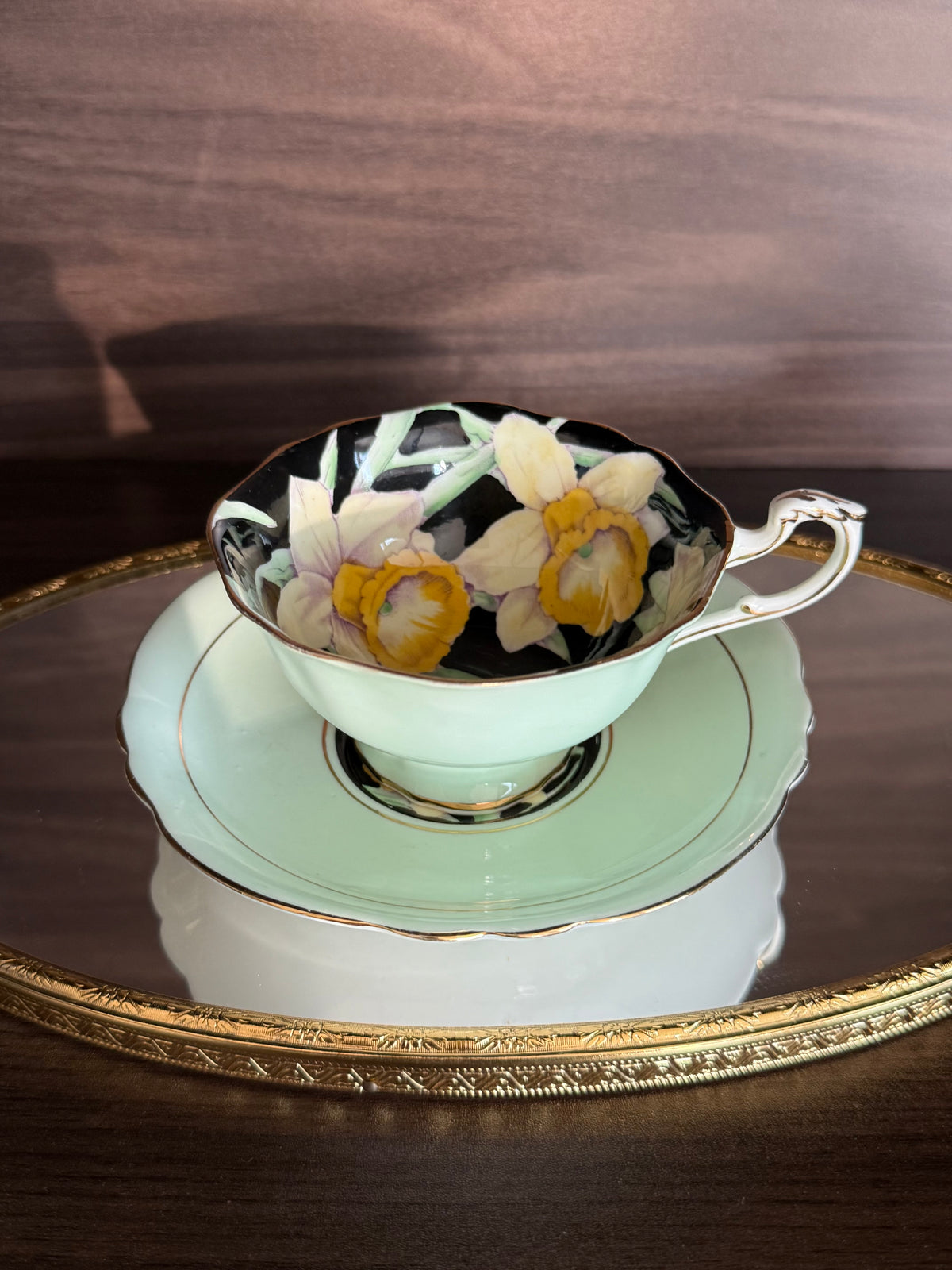 Antique 1940s Paragon Daffodil (Narcissus) Hand-Painted Porcelain Teacup and Saucer - Made in England
