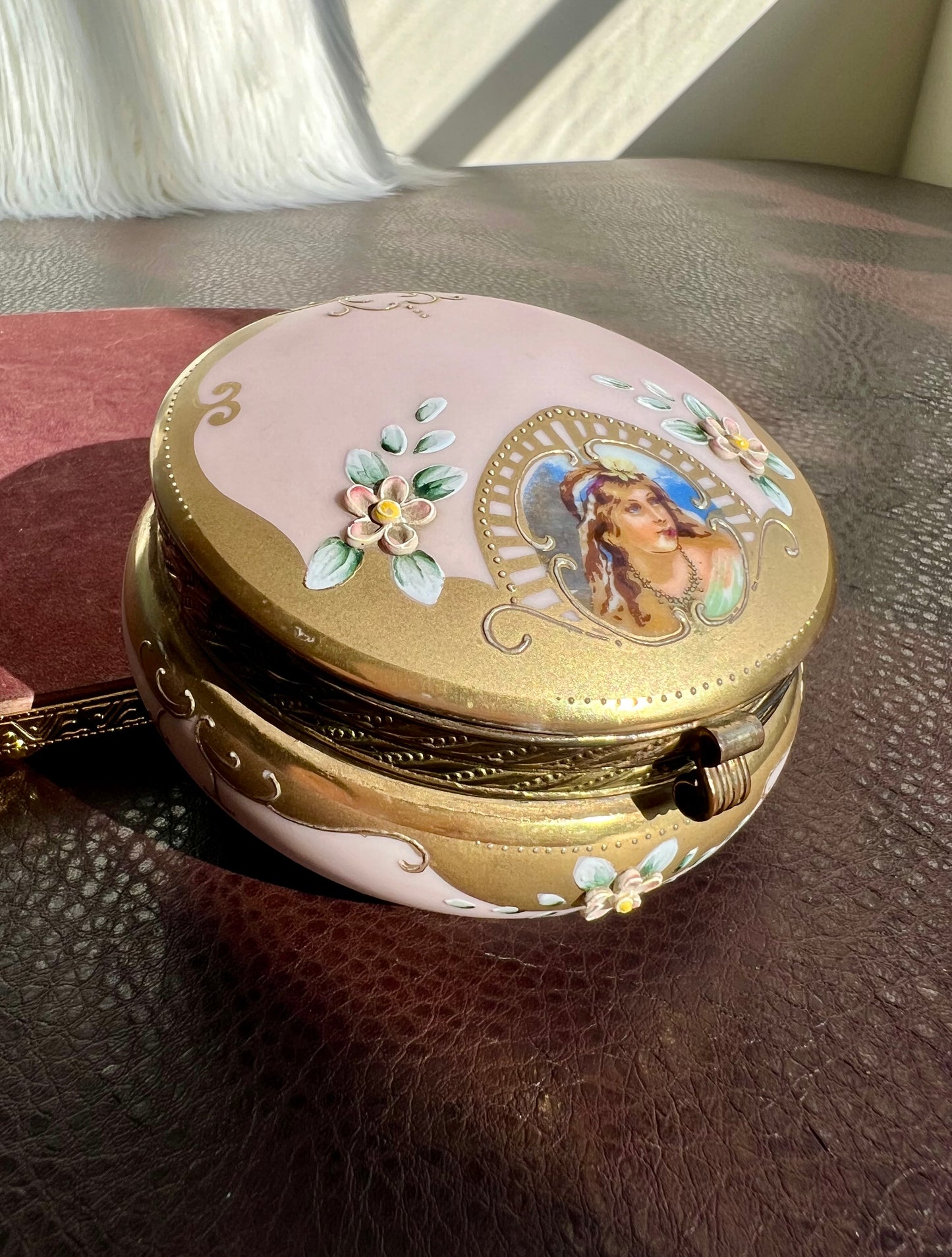 Vintage or Antique Porcelain Trinket Box with Hinged Lid & Applied Flowers and Gold Trim