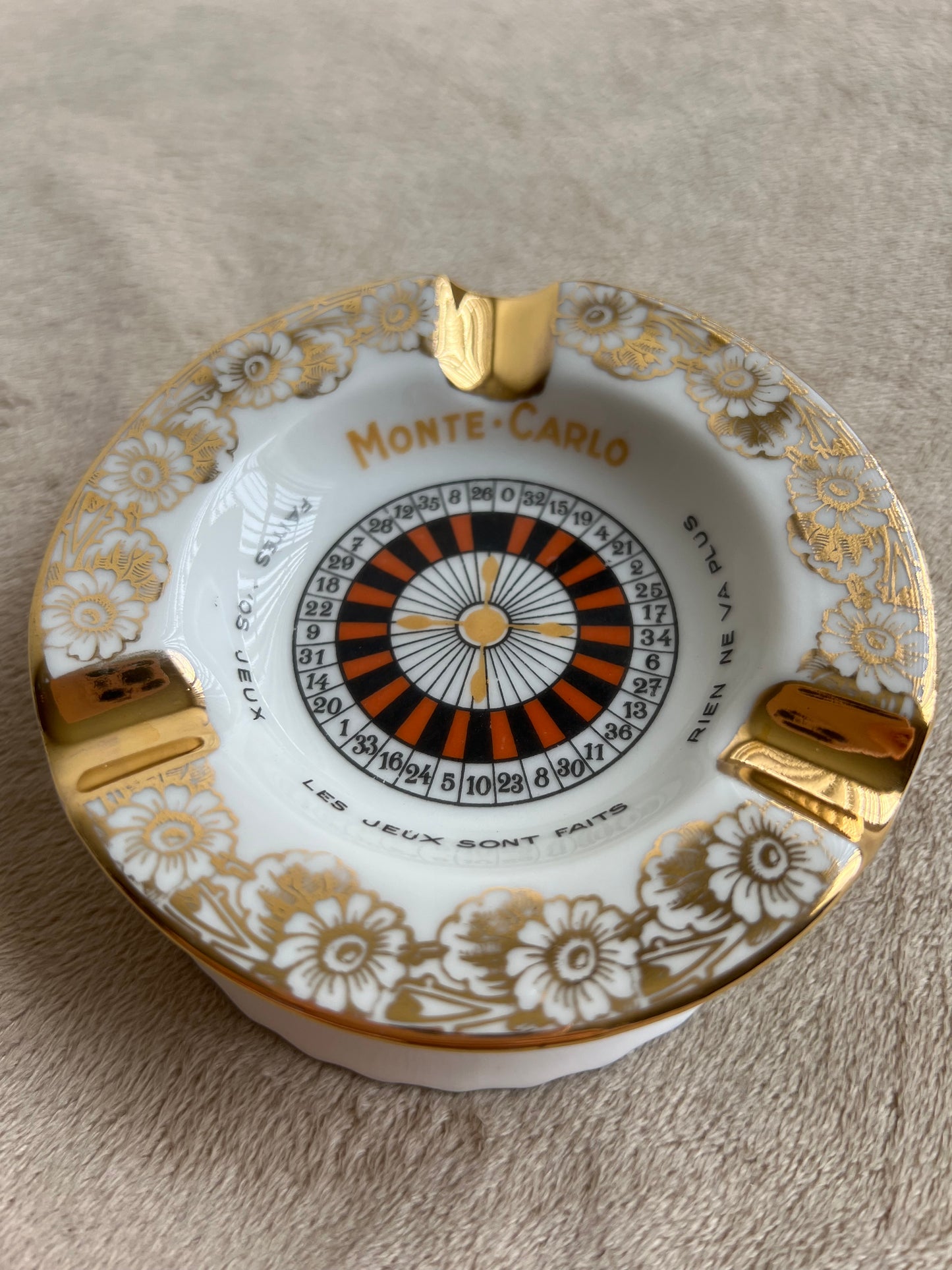 Gold-plated Monte Carlo Roulette Limoges Porcelain Ashtray