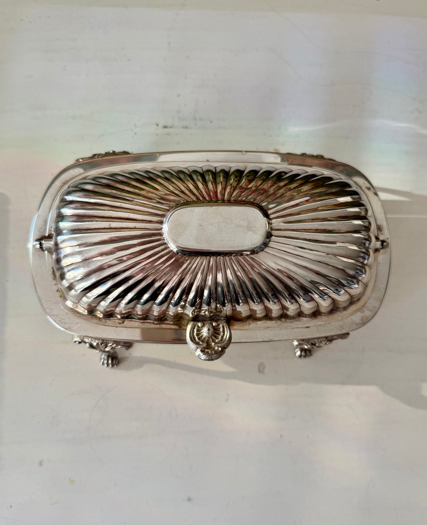 Antique Victorian Silver-Plated Butter Holder Dish with Covered Roll Top from the early-to-mid 20th Century