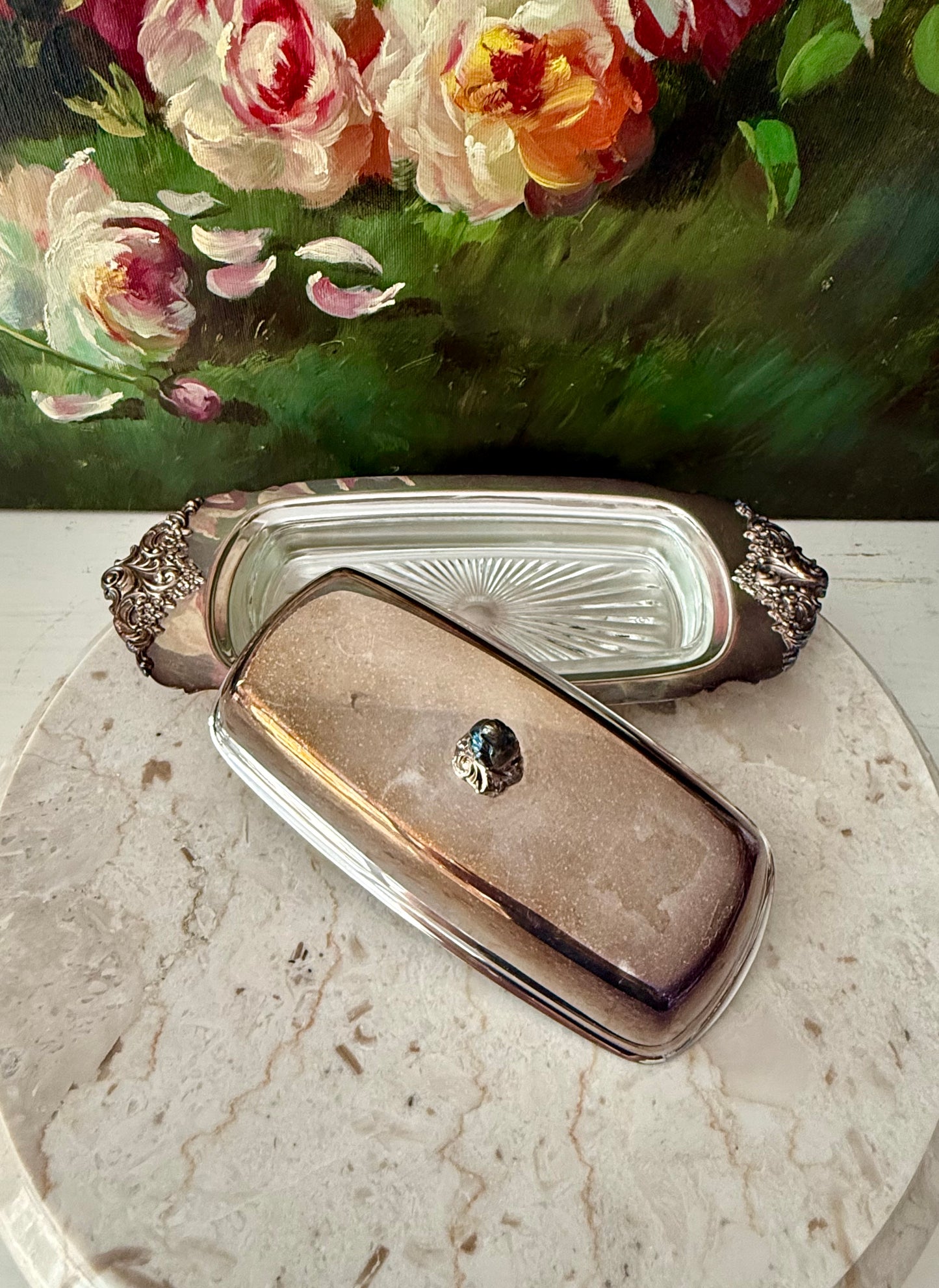 Wallace "Baroque" Silverplated Covered Vintage Butter Dish (Model #206)