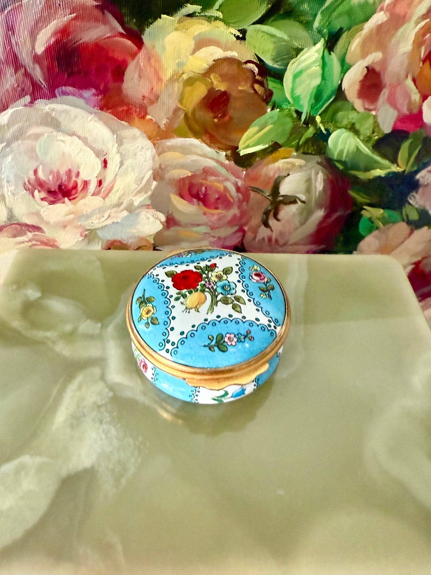 Halcyon Days Bilston and Battersea Hand-painted Enamel Vintage Trinket/ Jewelry or Pill Box, Made in England