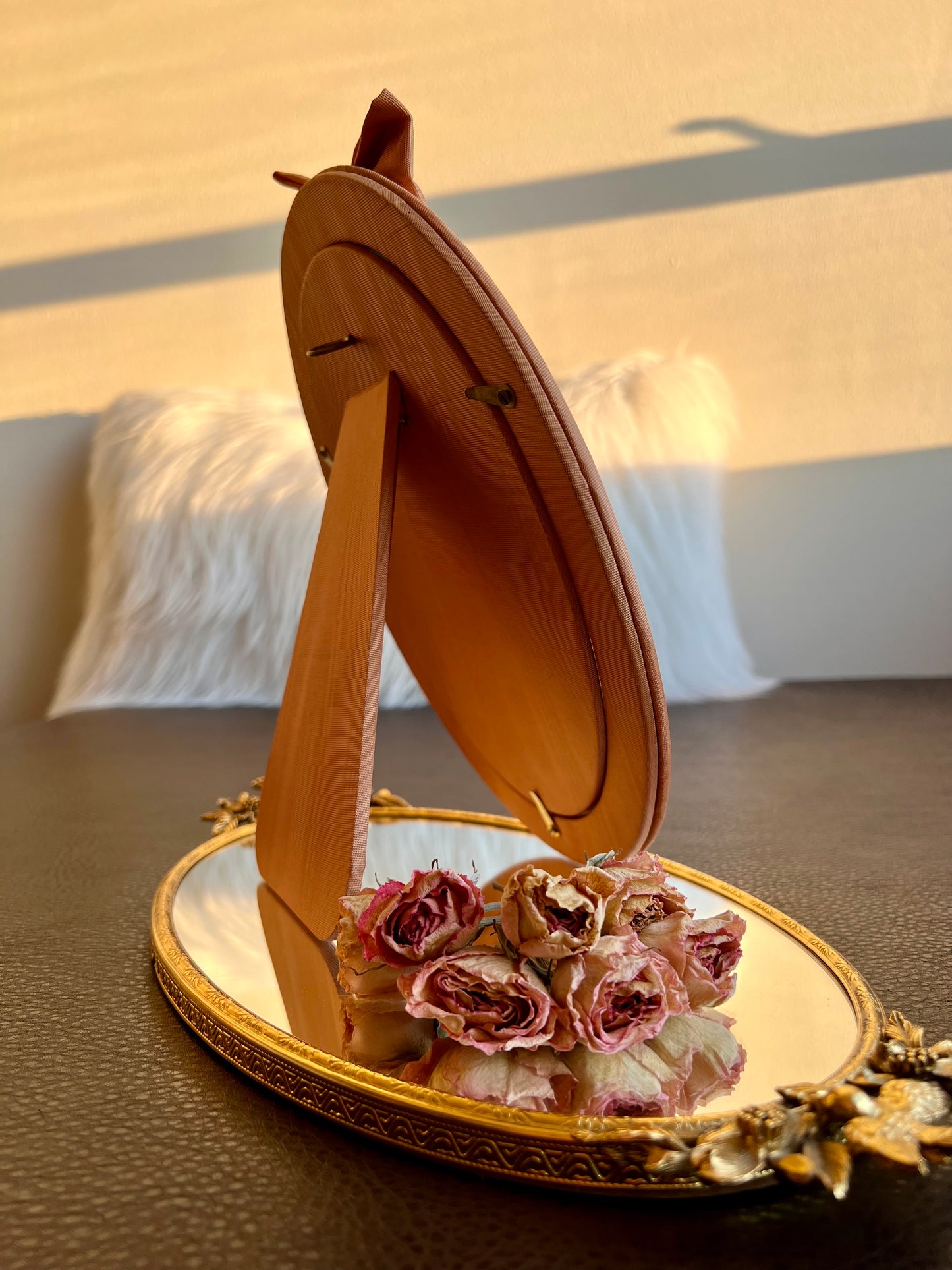 Elegant Pink Silk Style Material - coated Vintage Photo/ Picture Frame with Bow