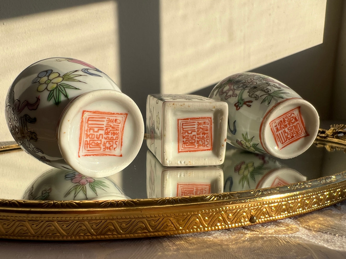 Vintage Miniature Chinese Porcelain Famille Rose Elegant Hand-painted Vase with Floral Decoration