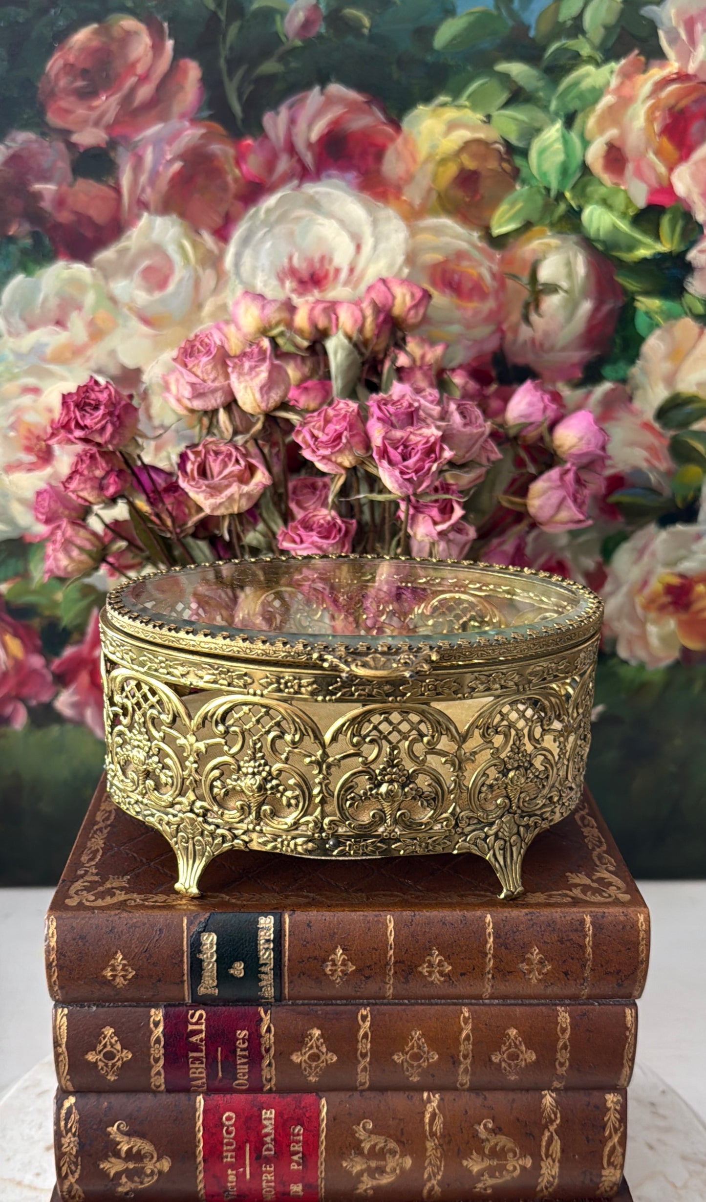 Matson Style Vintage Gold-plated and Glass Hollywood Regency Oval Ormolu Brass Jewelry/ Trinket Box