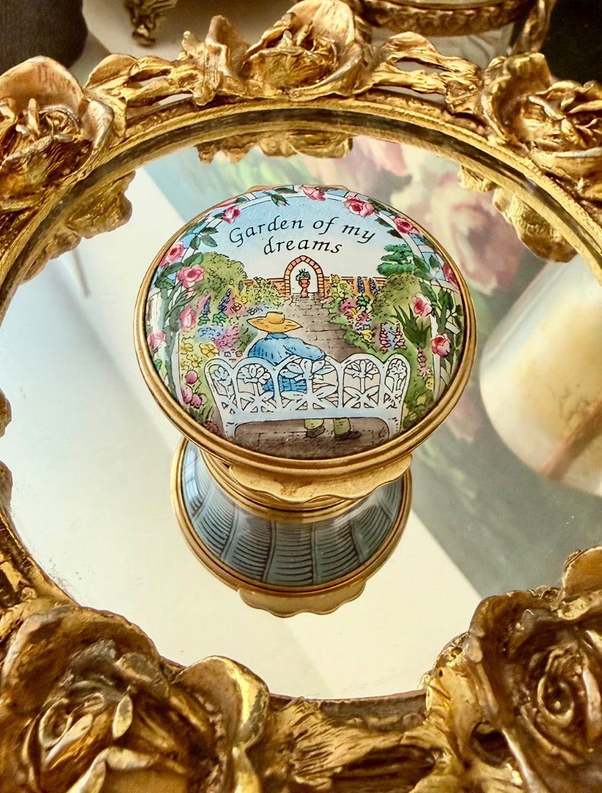 1980s Halcyon Days "GARDEN OF MY DREAMS" Vintage Enamel Trinket Box Bask, Jewelry or Pill Box - Made in England