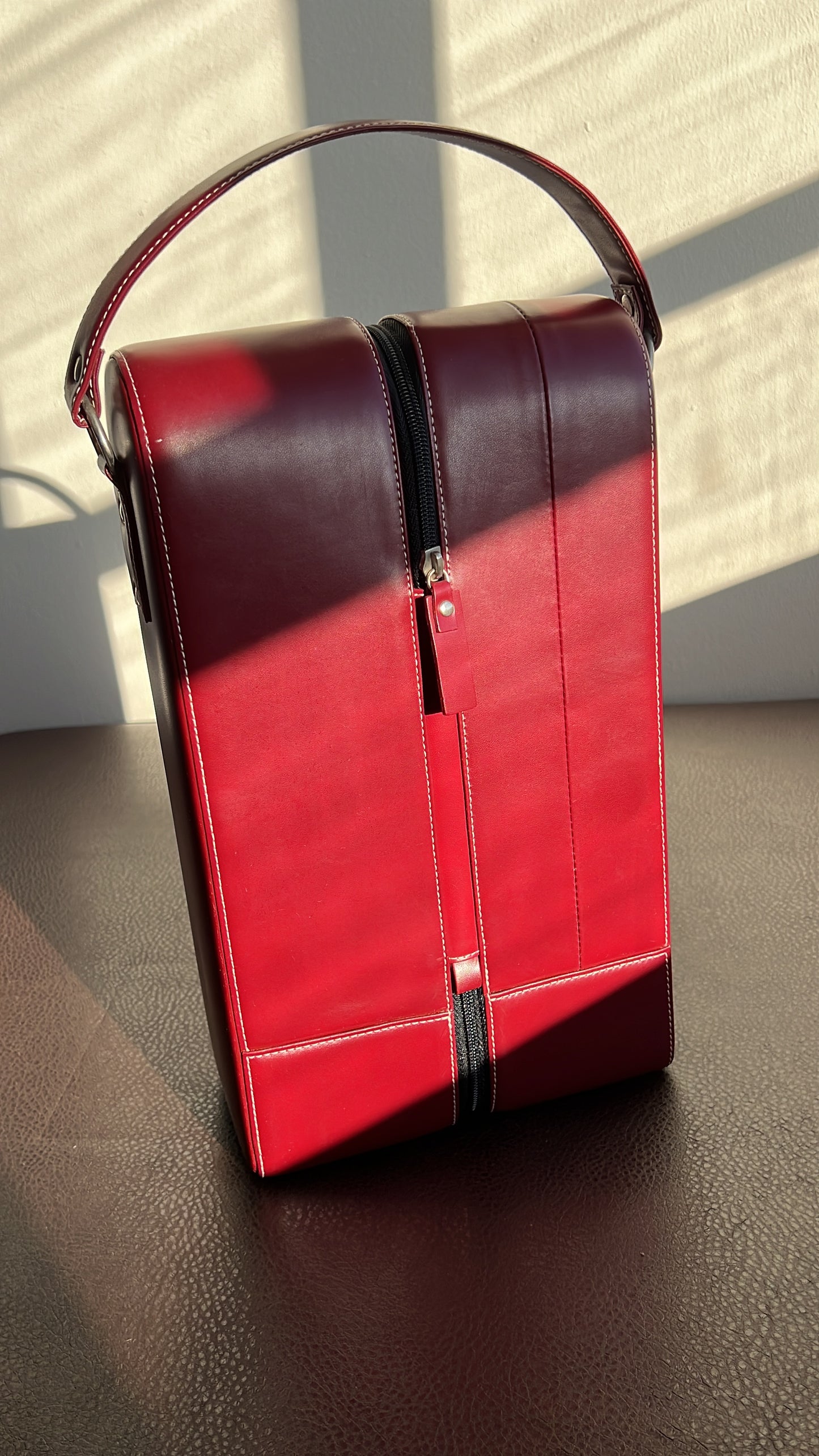 Leather Vintage Double Bottle Carrier Bag in Red Color with Zipper Case