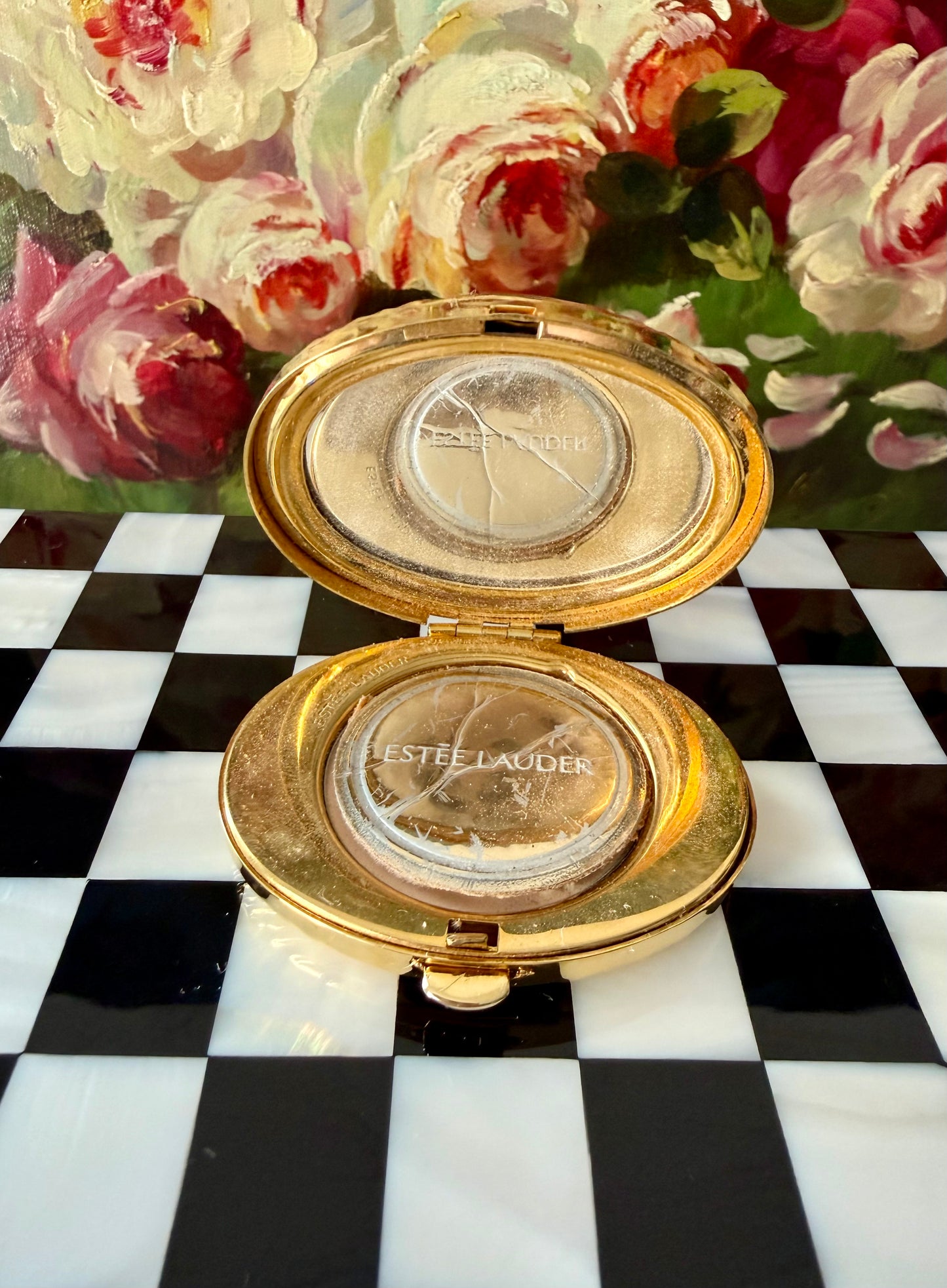 Estée Lauder Limited Edition Oval Waves Of Gold Lucidity Vintage Powder Compact