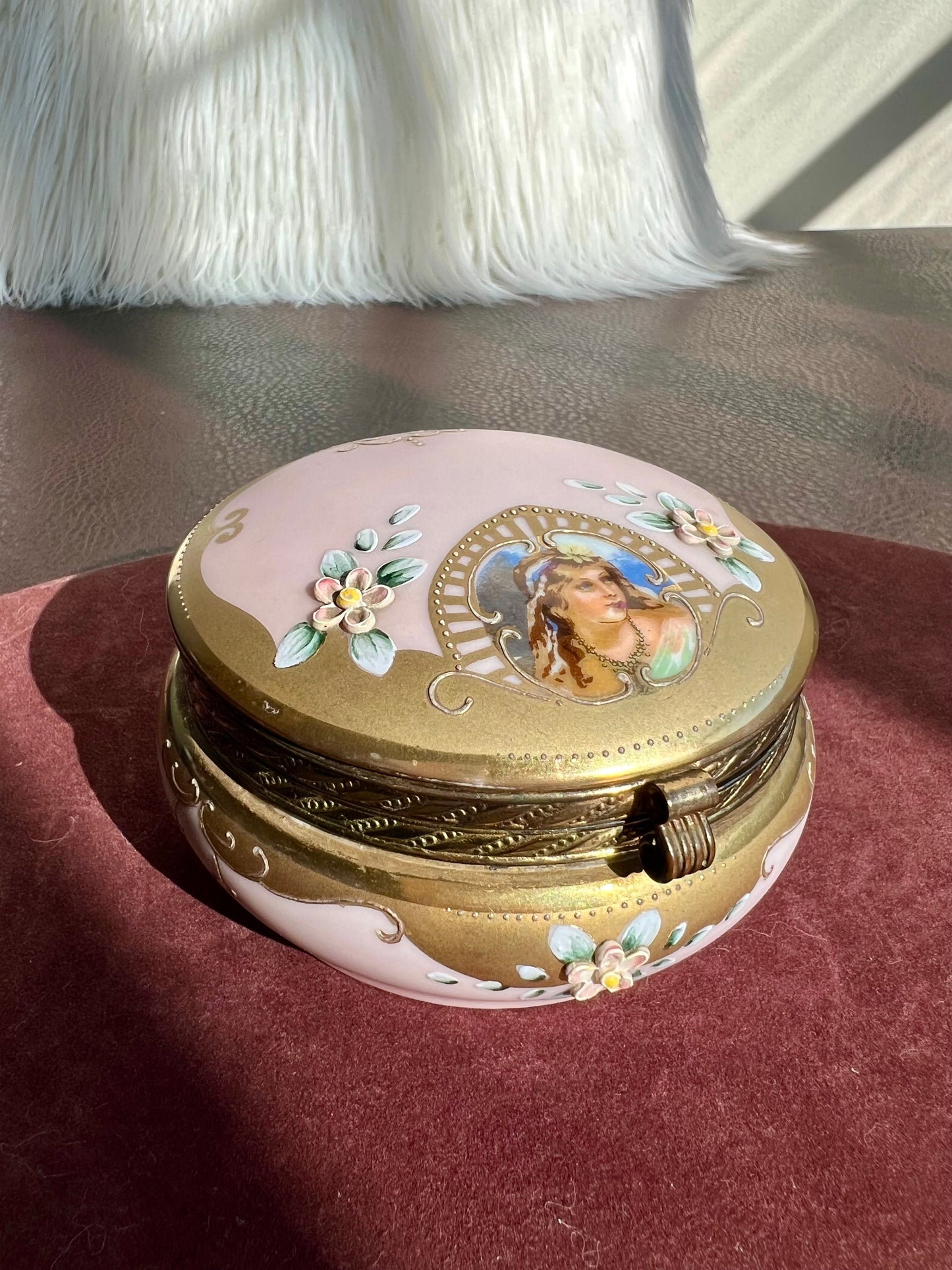 Vintage or Antique Porcelain Trinket Box with Hinged Lid & Applied Flowers and Gold Trim