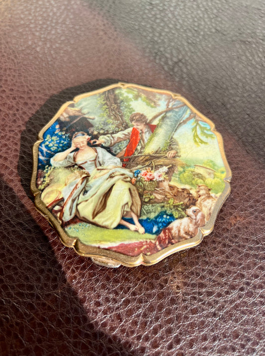 Stratton Metal Vintage Compact with a Romantic Sleeping Shepherdess and Animals