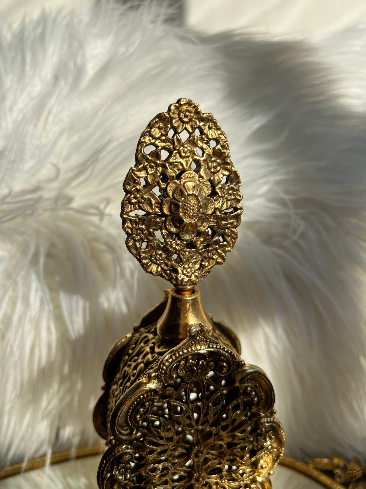 Stylebuilt Vintage Ornate Flower Decor Brass Perfume Bottle