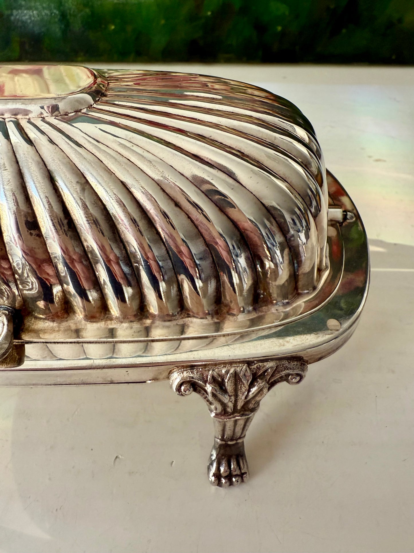 Antique Victorian Silver-Plated Butter Holder Dish with Covered Roll Top from the early-to-mid 20th Century