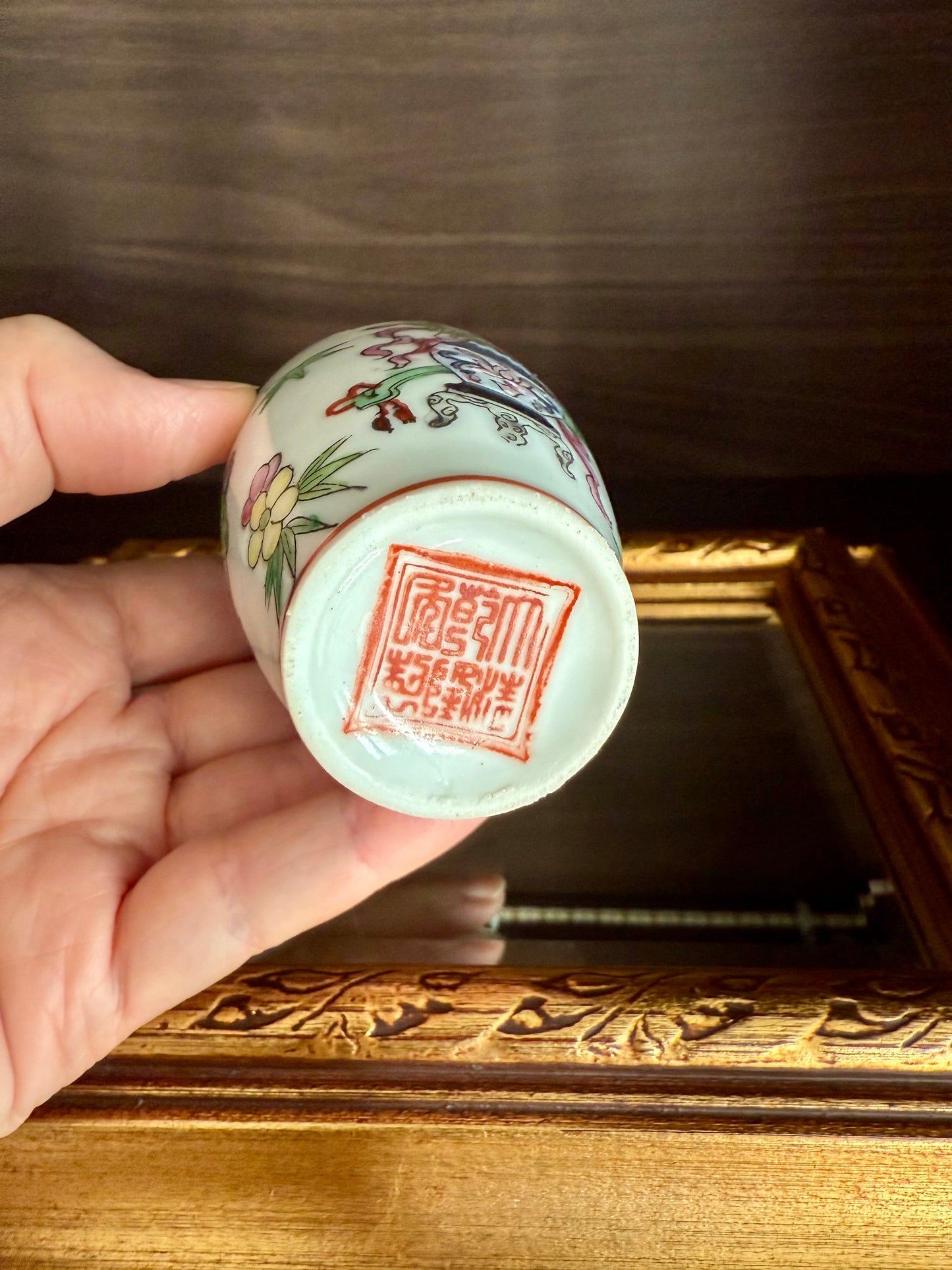 Vintage Miniature Chinese Porcelain Famille Rose Elegant Hand-painted Vase with Floral Decoration