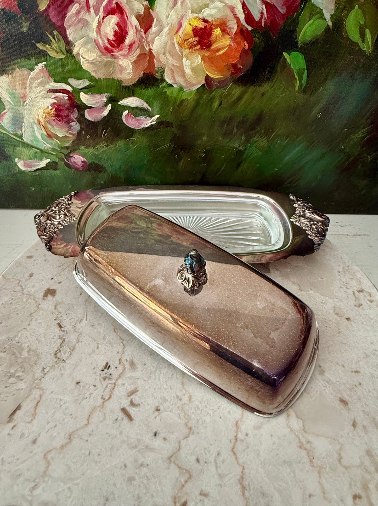 Wallace "Baroque" Silverplated Covered Vintage Butter Dish (Model #206)