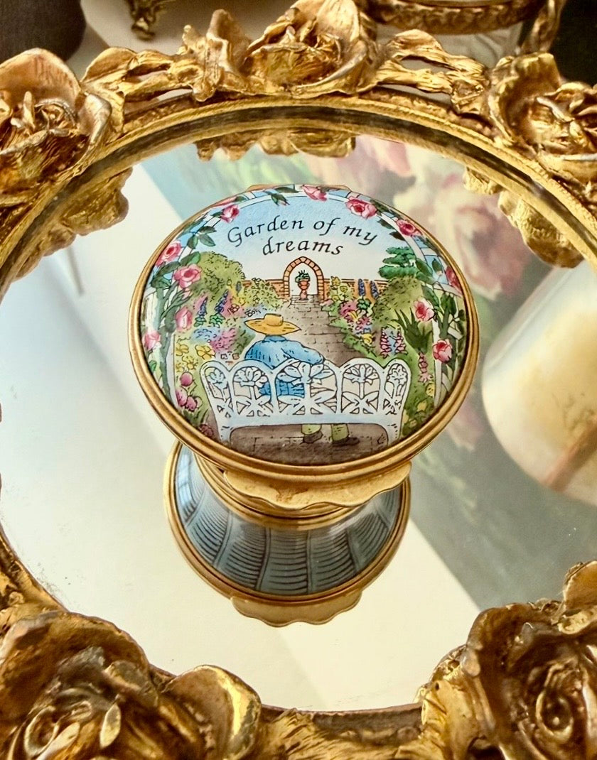 1980s Halcyon Days "GARDEN OF MY DREAMS" Vintage Enamel Trinket Box Bask, Jewelry or Pill Box - Made in England