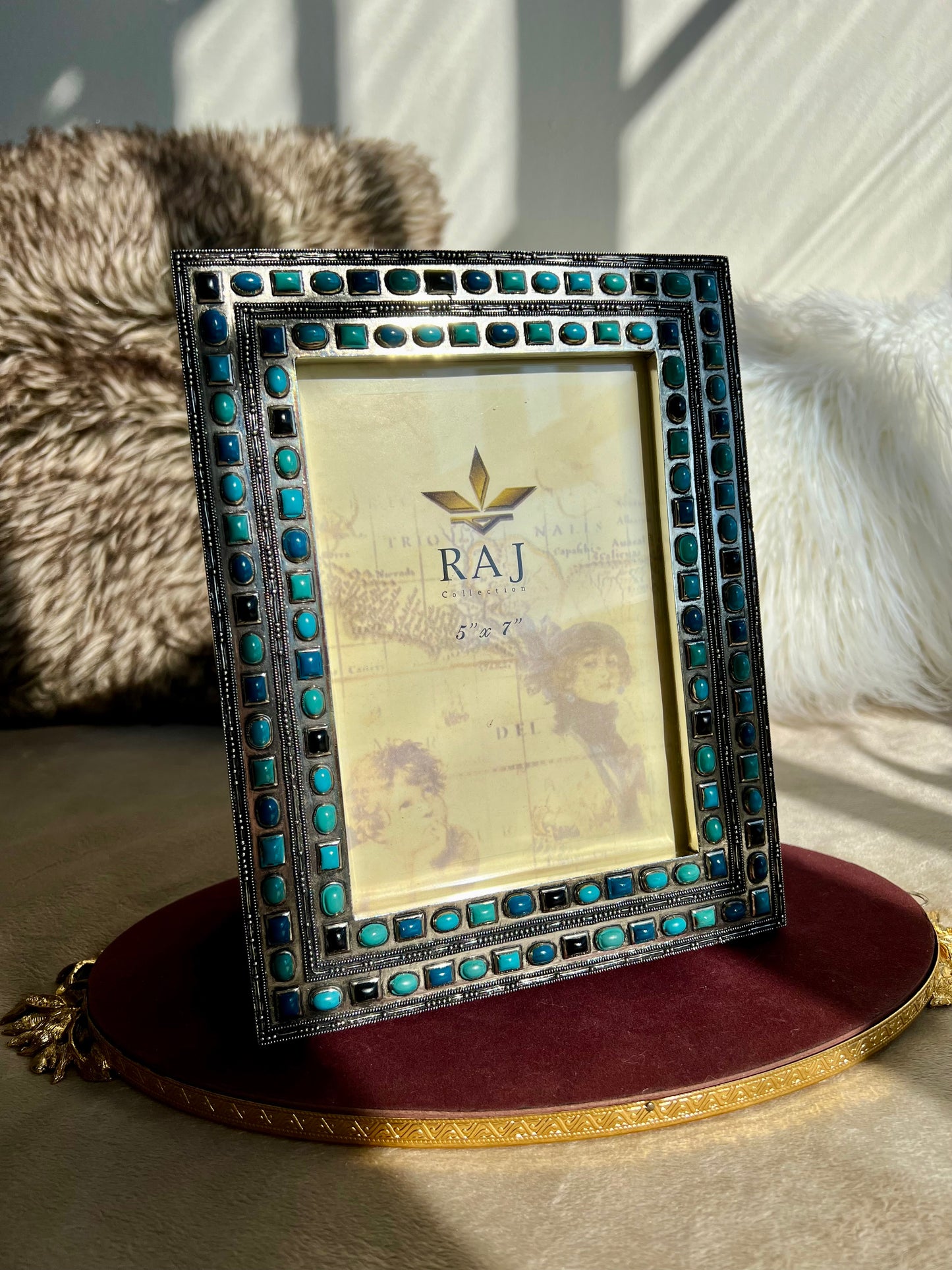 RAJ picture frame with blue stone decoration