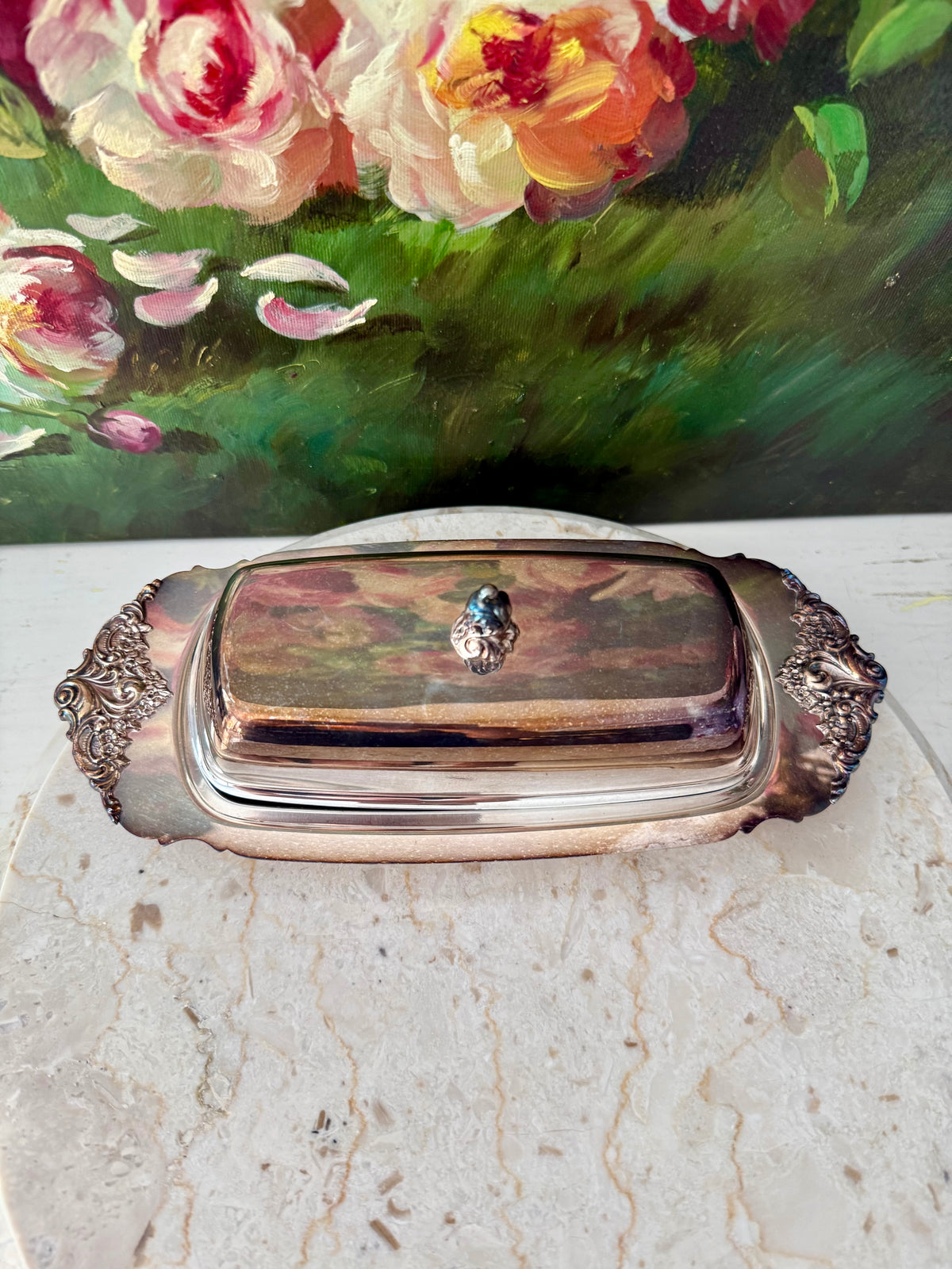 Wallace "Baroque" Silverplated Covered Vintage Butter Dish (Model #206)