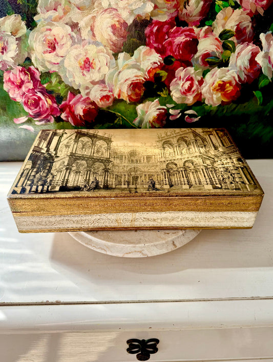 Fratelli Alinari Architectural Gold gilded Large Vintage Wooden Florentine Jewelry Box, Made in Italy