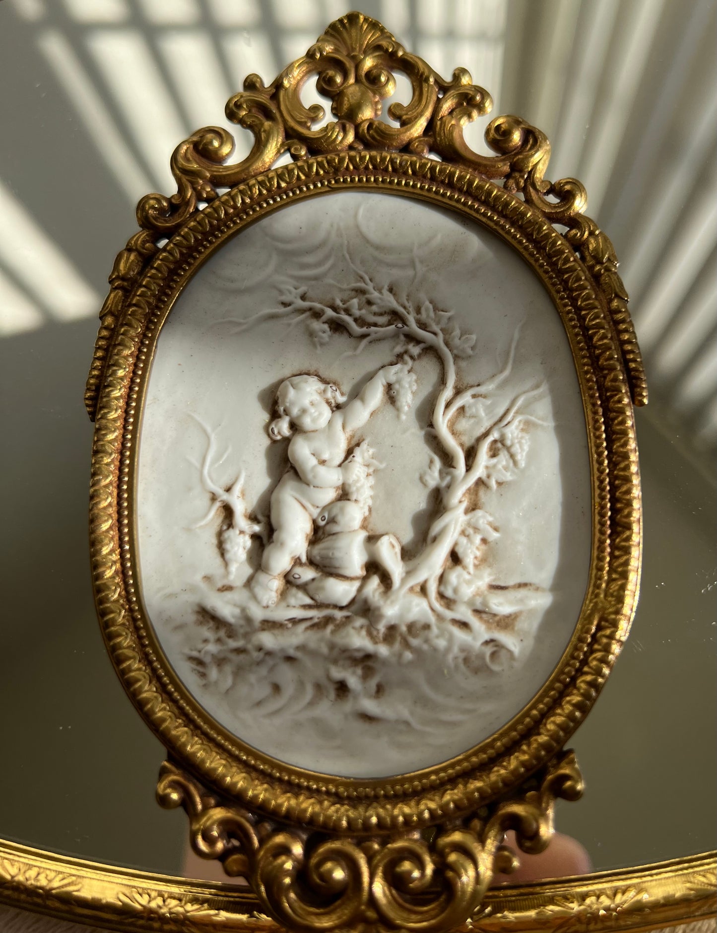 Capodimonte Vintage Porcelain Wall Decor in Bronze Style Metal Frame