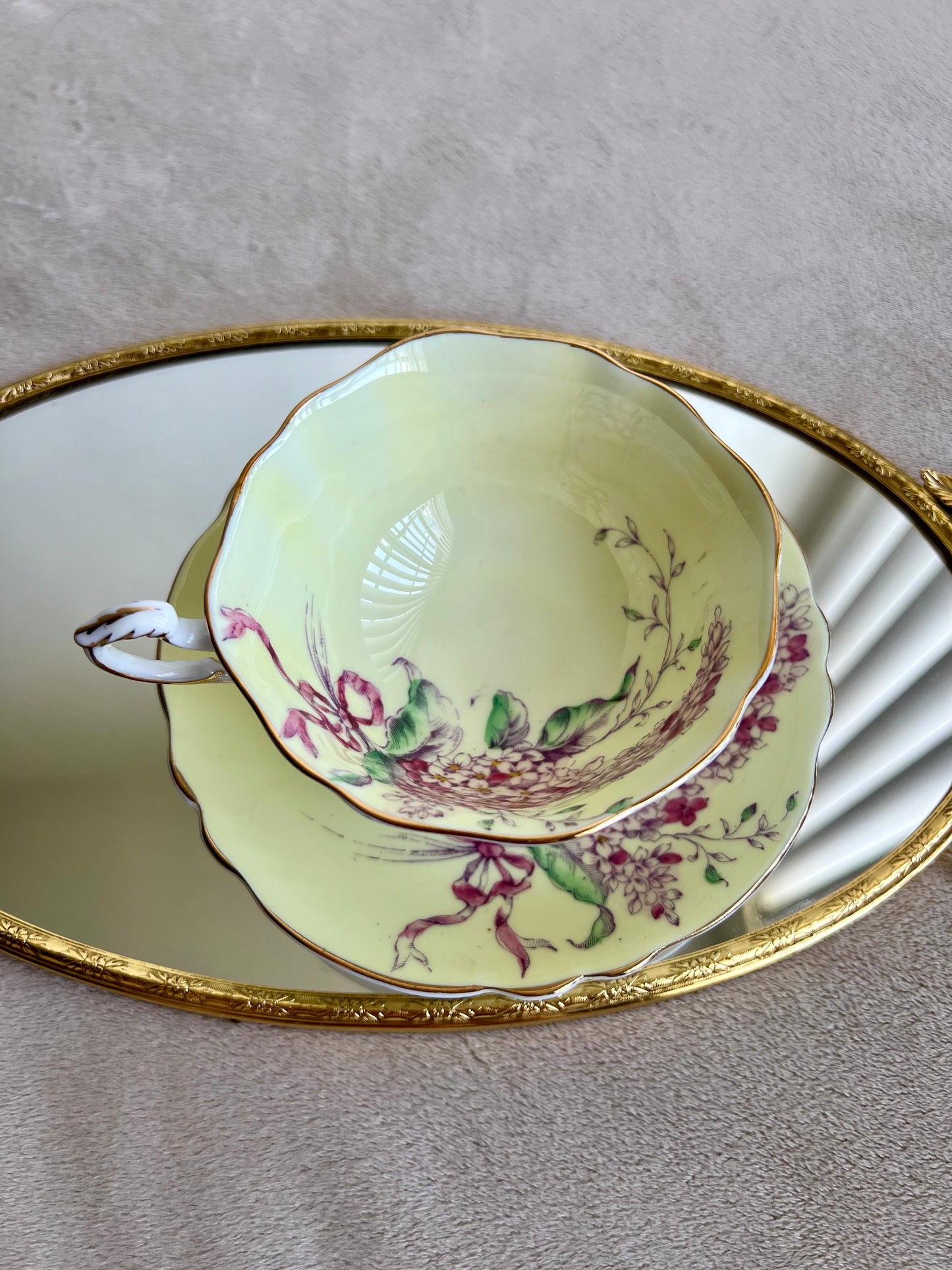 Paragon “Lilac” Double Warranted Vintage Teacup and Saucer from the 40s, English bone china