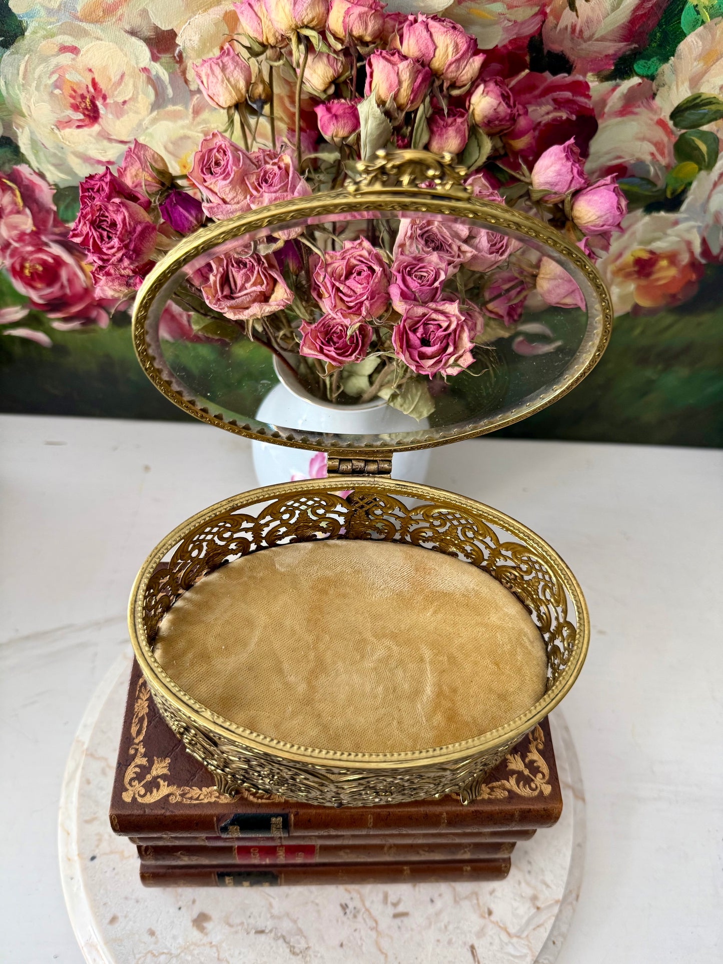 Matson Style Vintage Gold-plated and Glass Hollywood Regency Oval Ormolu Brass Jewelry/ Trinket Box