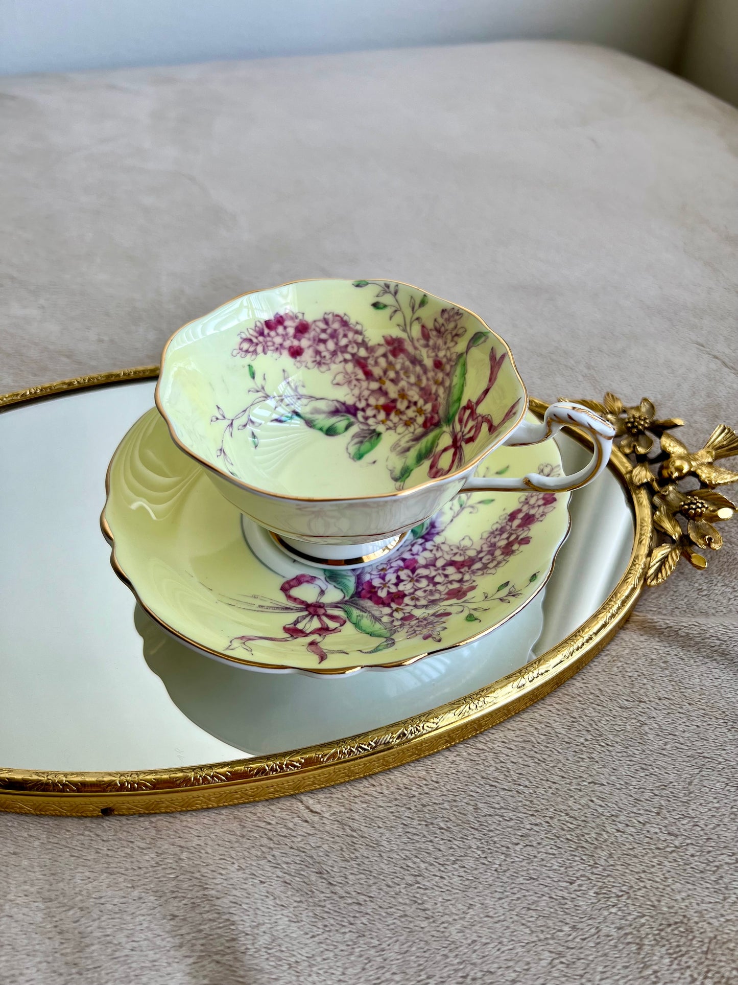 Paragon “Lilac” Double Warranted Vintage Teacup and Saucer from the 40s, English bone china