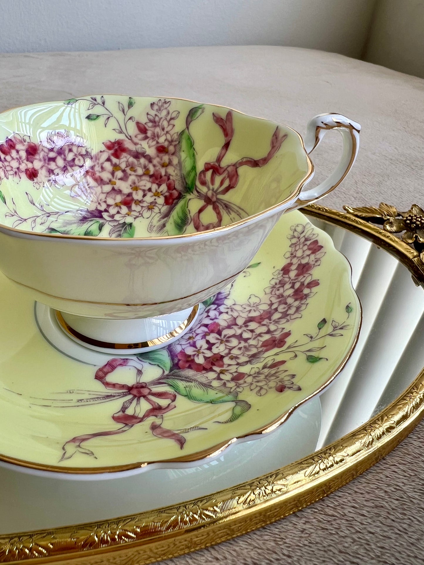 Paragon “Lilac” Double Warranted Vintage Teacup and Saucer from the 40s, English bone china