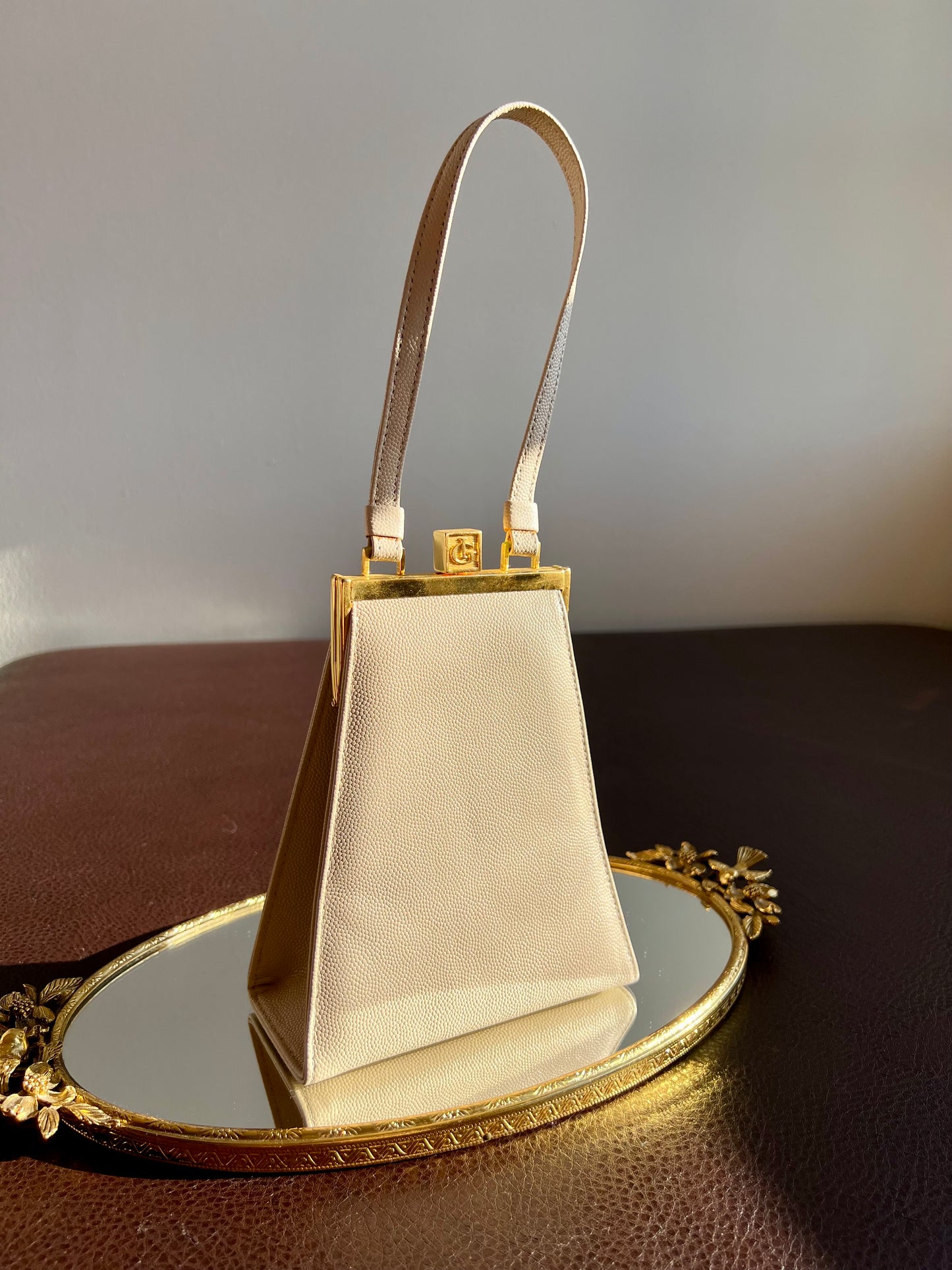 Beige Vintage Elegant Luxury Faux Leather Handbag/ Purse with “IG”Monogram on the Gilded Opening Buckle - Italian Style