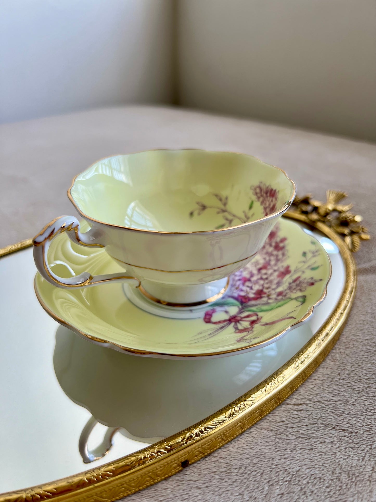 Paragon “Lilac” Double Warranted Vintage Teacup and Saucer from the 40s, English bone china