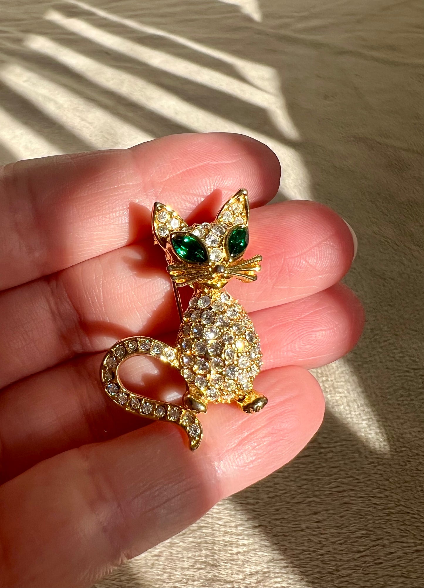 Goldtone Green Eyed Rhinestone Cat Brooch