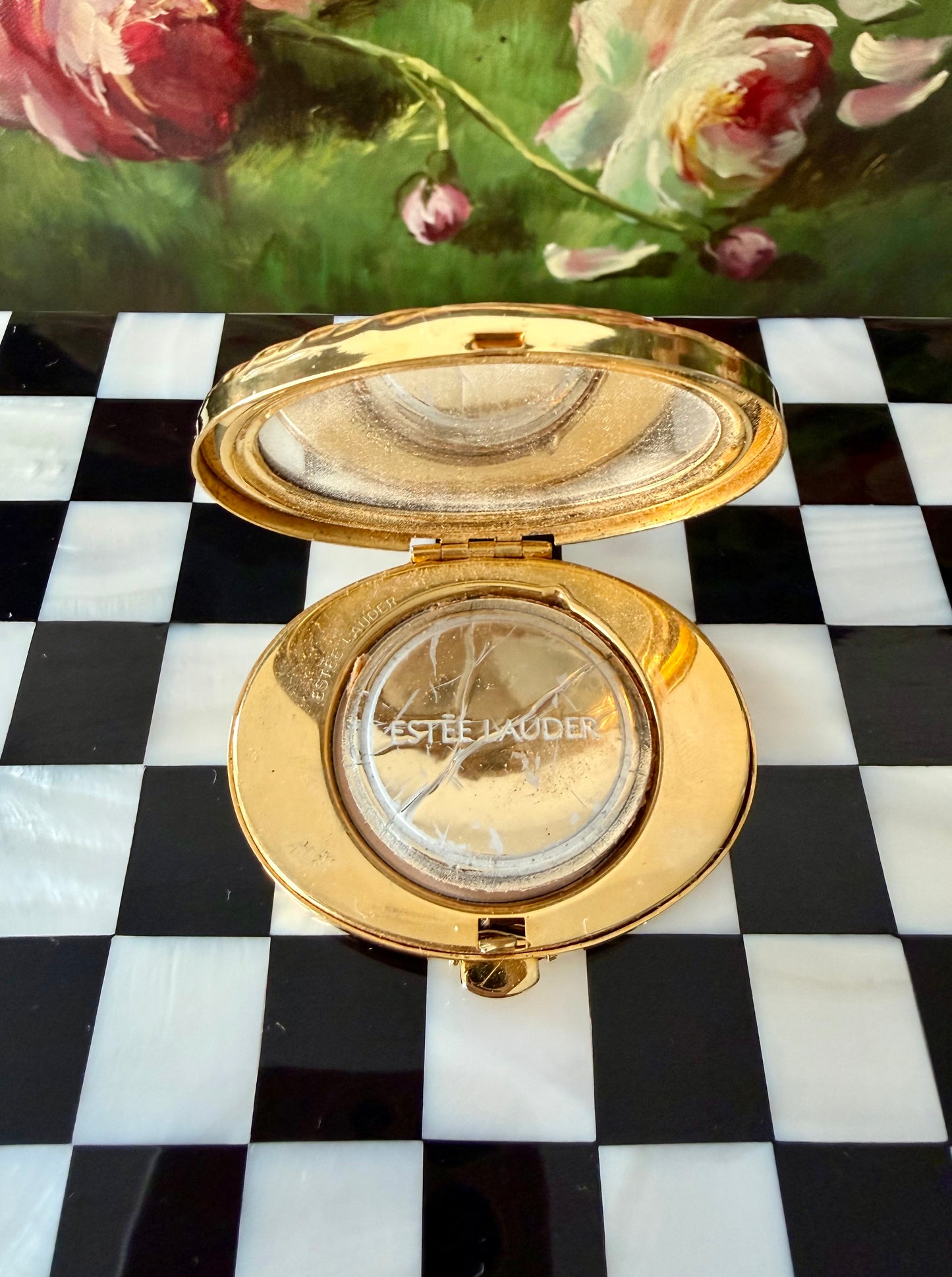 Estée Lauder Limited Edition Oval Waves Of Gold Lucidity Vintage Powder Compact