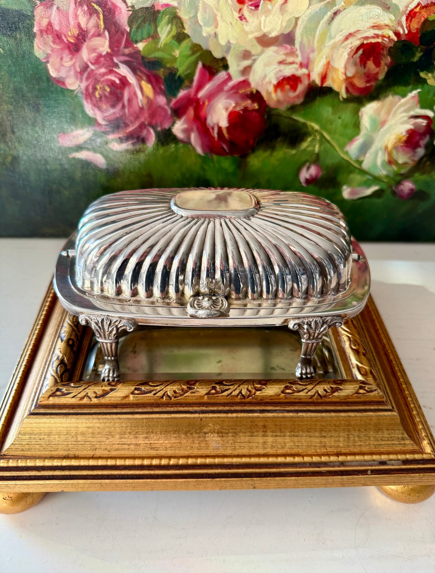 Antique Victorian Silver-Plated Butter Holder Dish with Covered Roll Top from the early-to-mid 20th Century