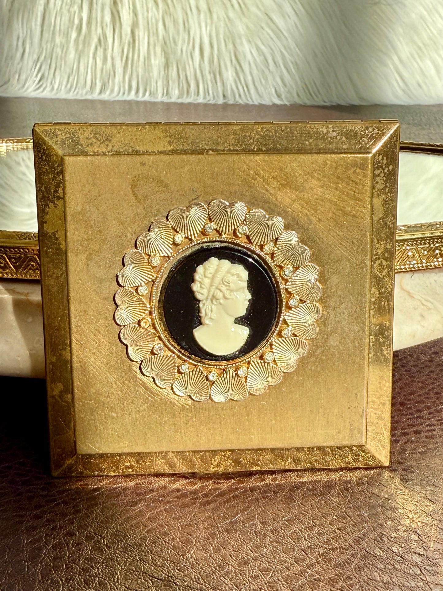 1940s Voluptè Brass Cameo Lady Vintage Makeup Powder Compact Mirror with Hearts and Gemstones Decoration - Made in USA