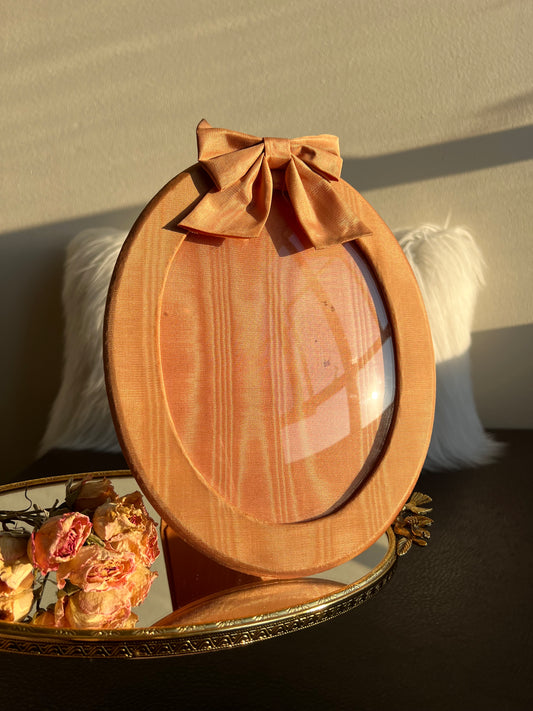 Elegant Pink Silk Style Material - coated Vintage Photo/ Picture Frame with Bow