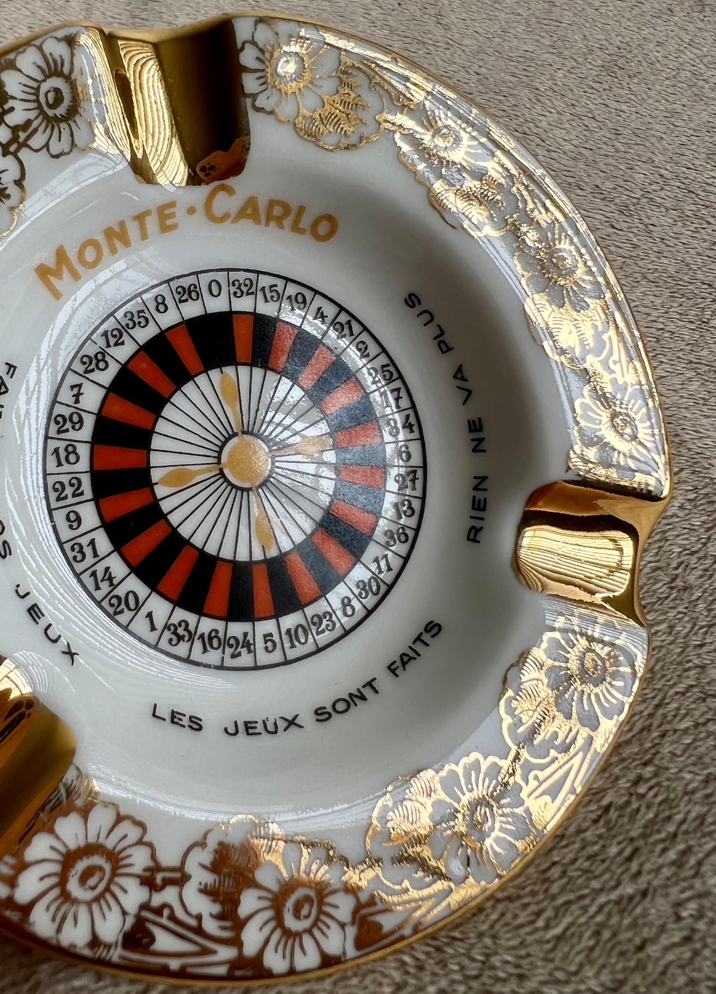 Gold-plated Monte Carlo Roulette Limoges Porcelain Ashtray