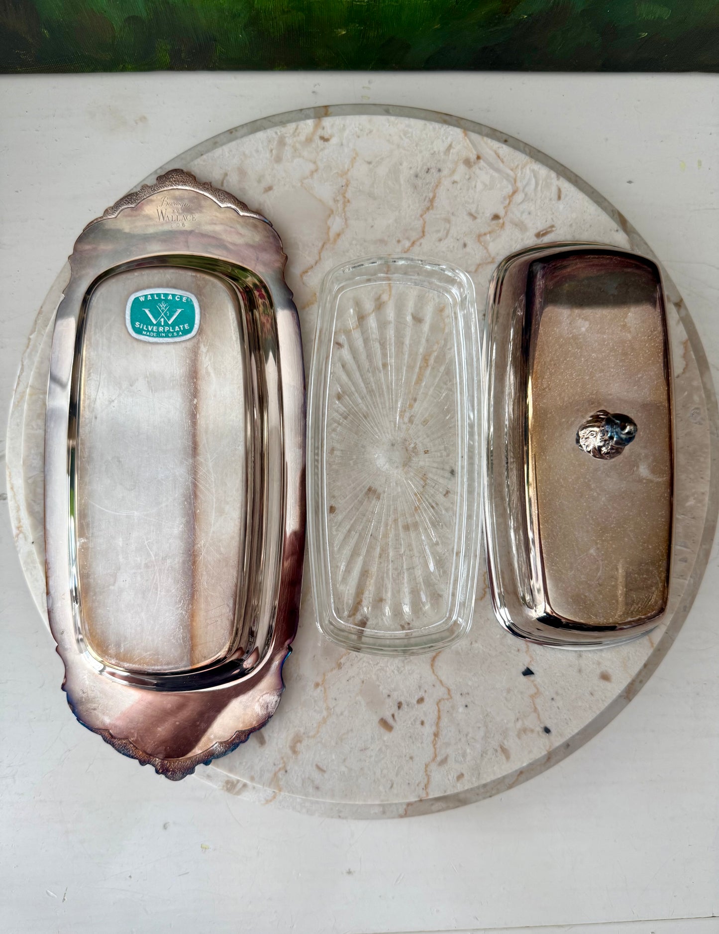 Wallace "Baroque" Silverplated Covered Vintage Butter Dish (Model #206)