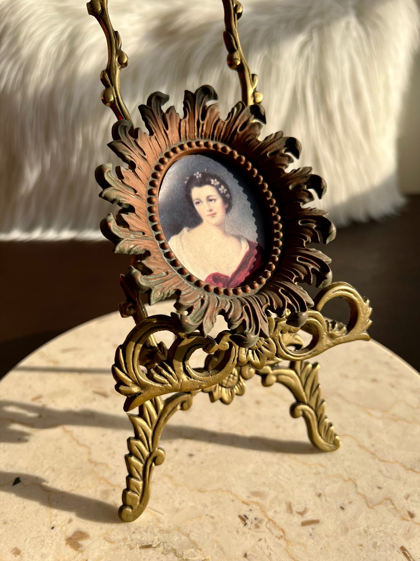 Cameo Creation Vintage Miniature Oval Print Portrait Picture
