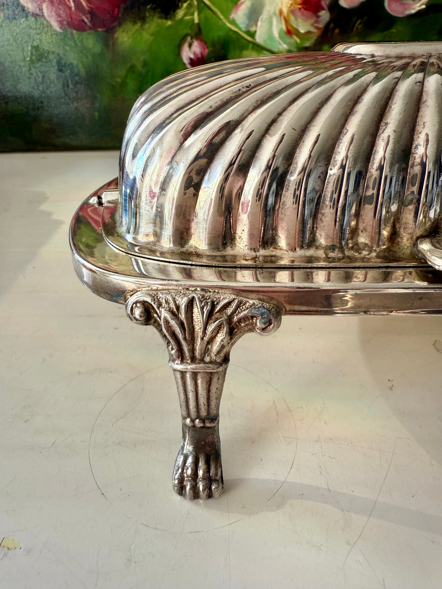 Antique Victorian Silver-Plated Butter Holder Dish with Covered Roll Top from the early-to-mid 20th Century