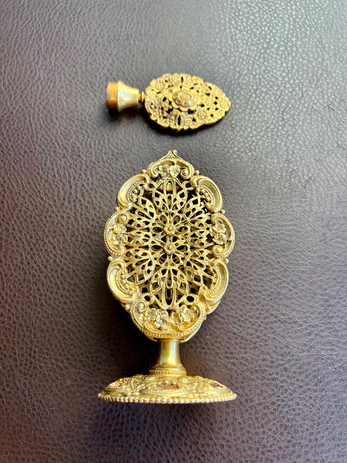 Stylebuilt Vintage Ornate Flower Decor Brass Perfume Bottle