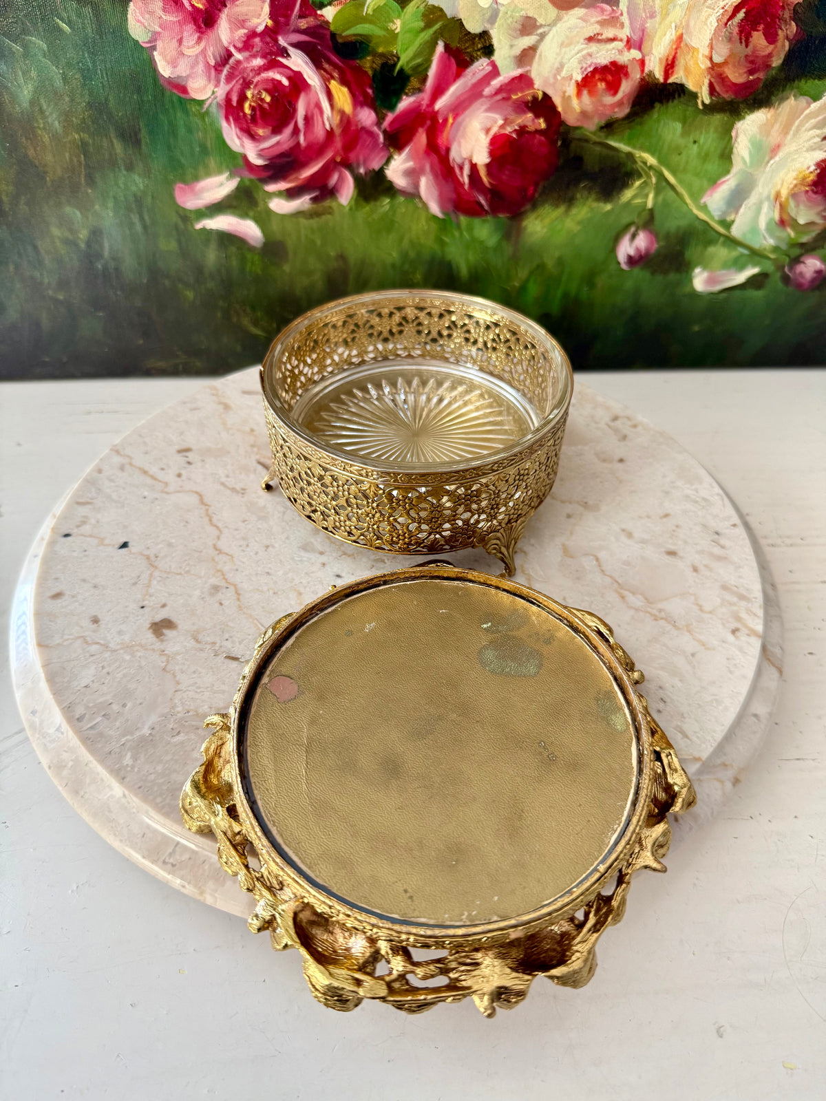 1960s Hollywood Regency Vintage 24K Gold-plated Ormolu Filigree with Mirrored Glass and Rose Motifs Trinket Box or Powder Jar