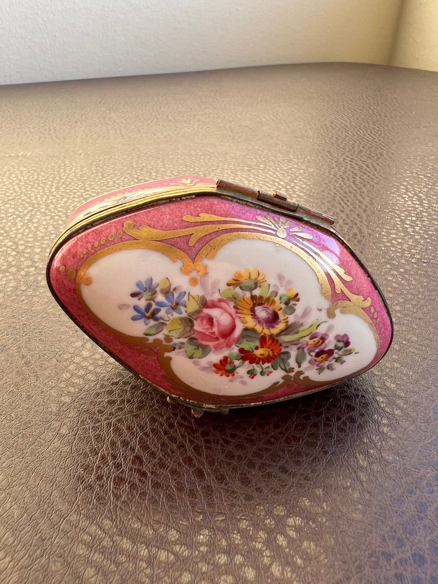 Antique Floral Hand-painted Trinket Box, Jewelry Limoges French Style Porcelain