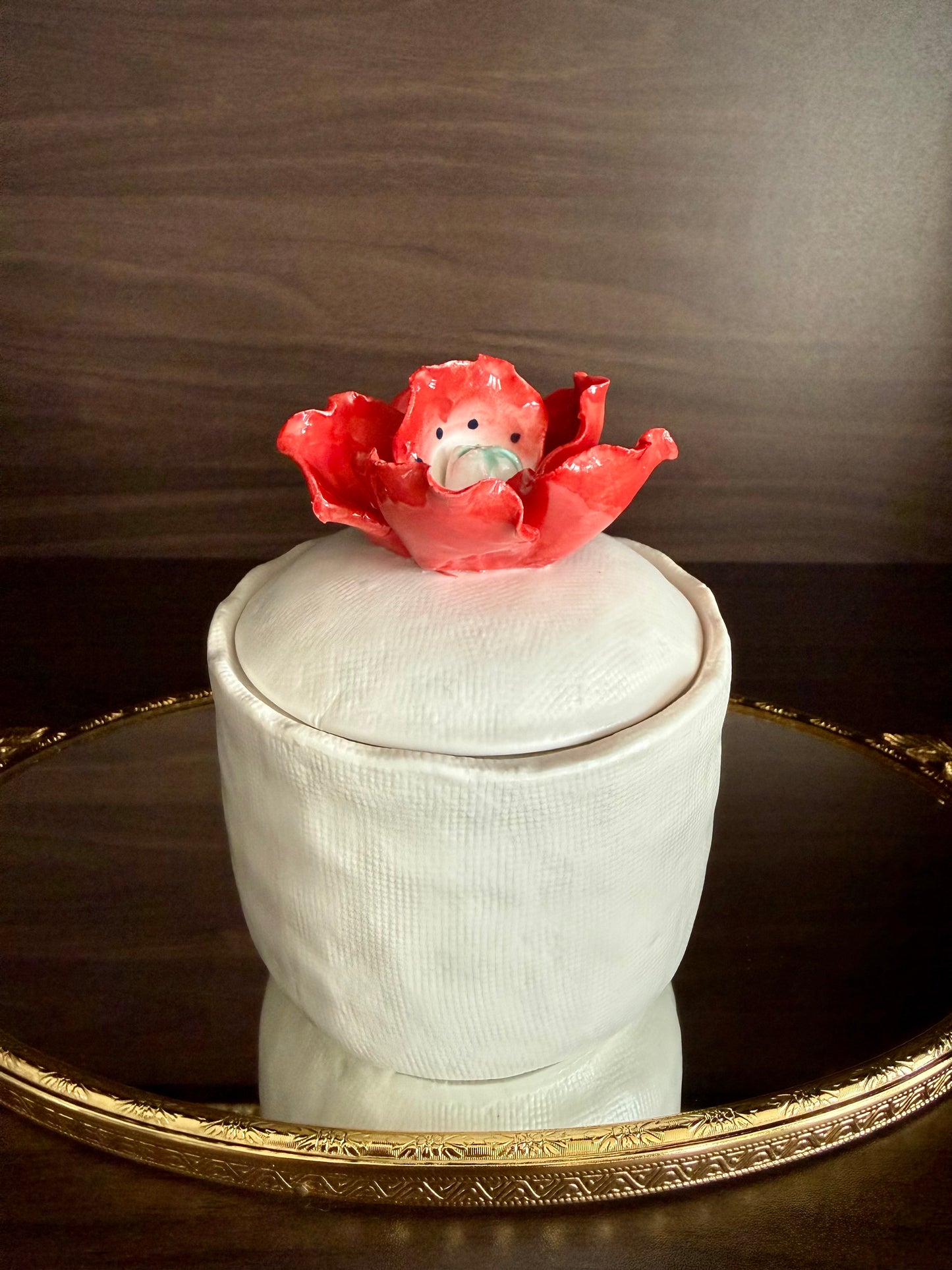 “Sweet Red Poppy" Luxury White Ceramic Candle with Lid by Illume