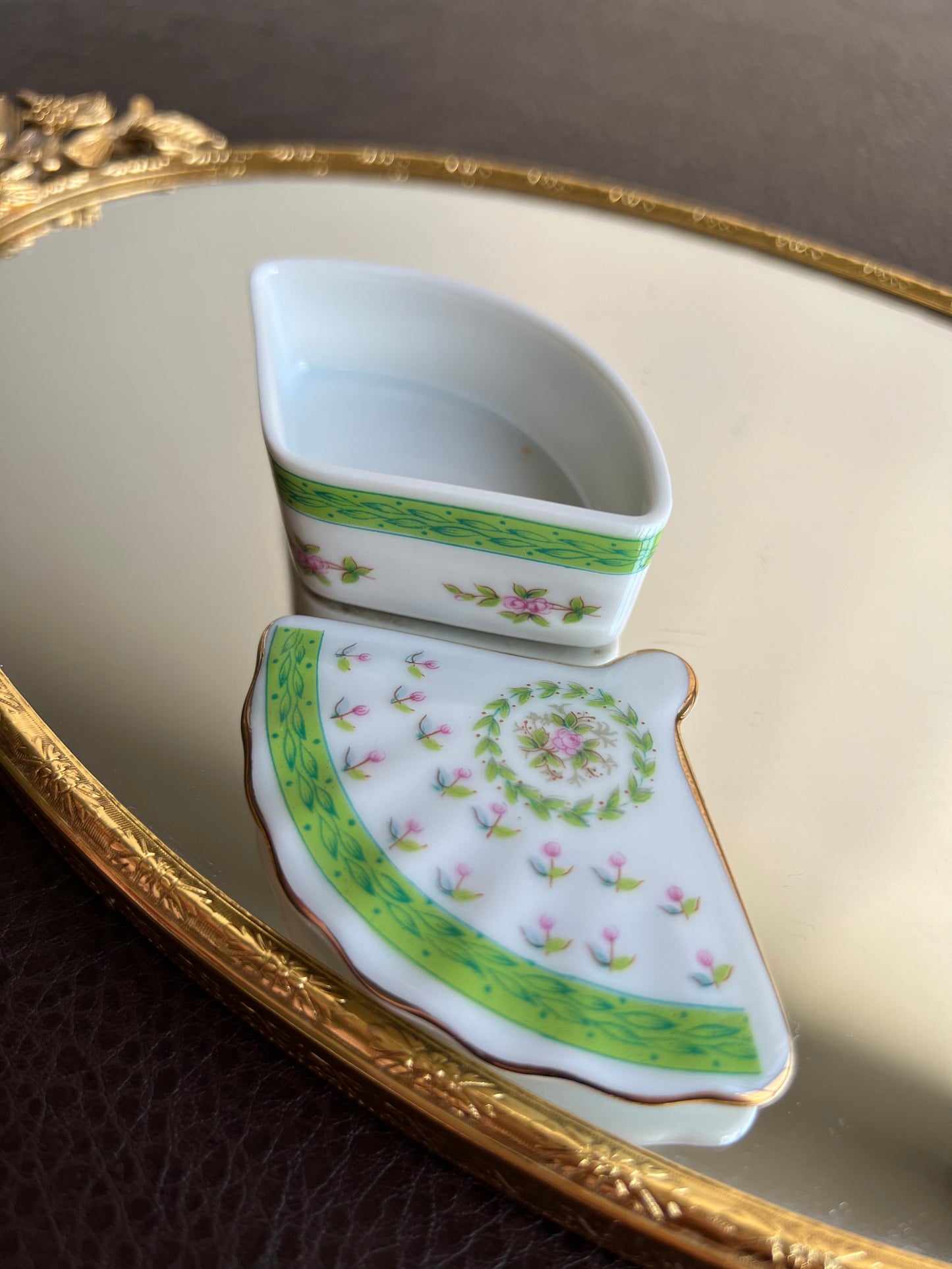 Lefton Fan Shaped Porcelain Trinket Box with Green and Pink Flowers