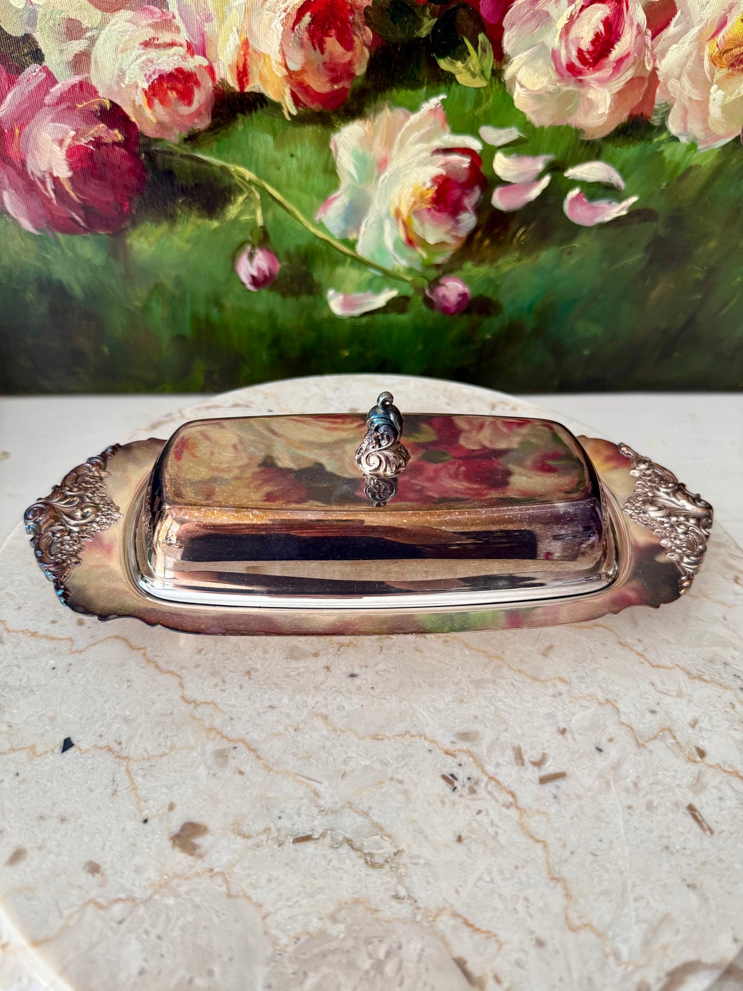 Wallace "Baroque" Silverplated Covered Vintage Butter Dish (Model #206)