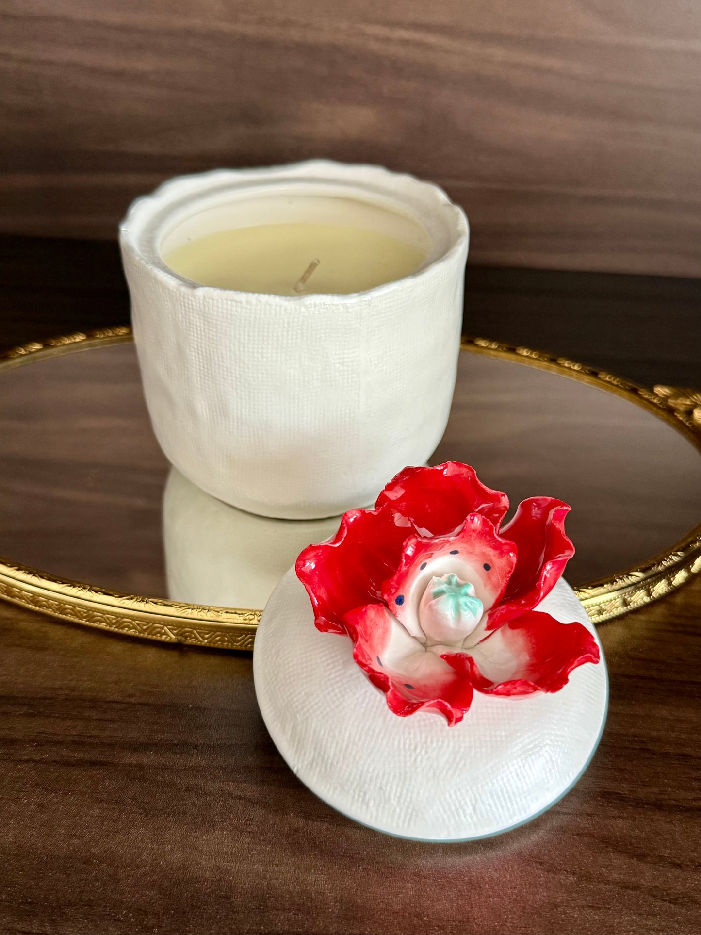 “Sweet Red Poppy" Luxury White Ceramic Candle with Lid by Illume